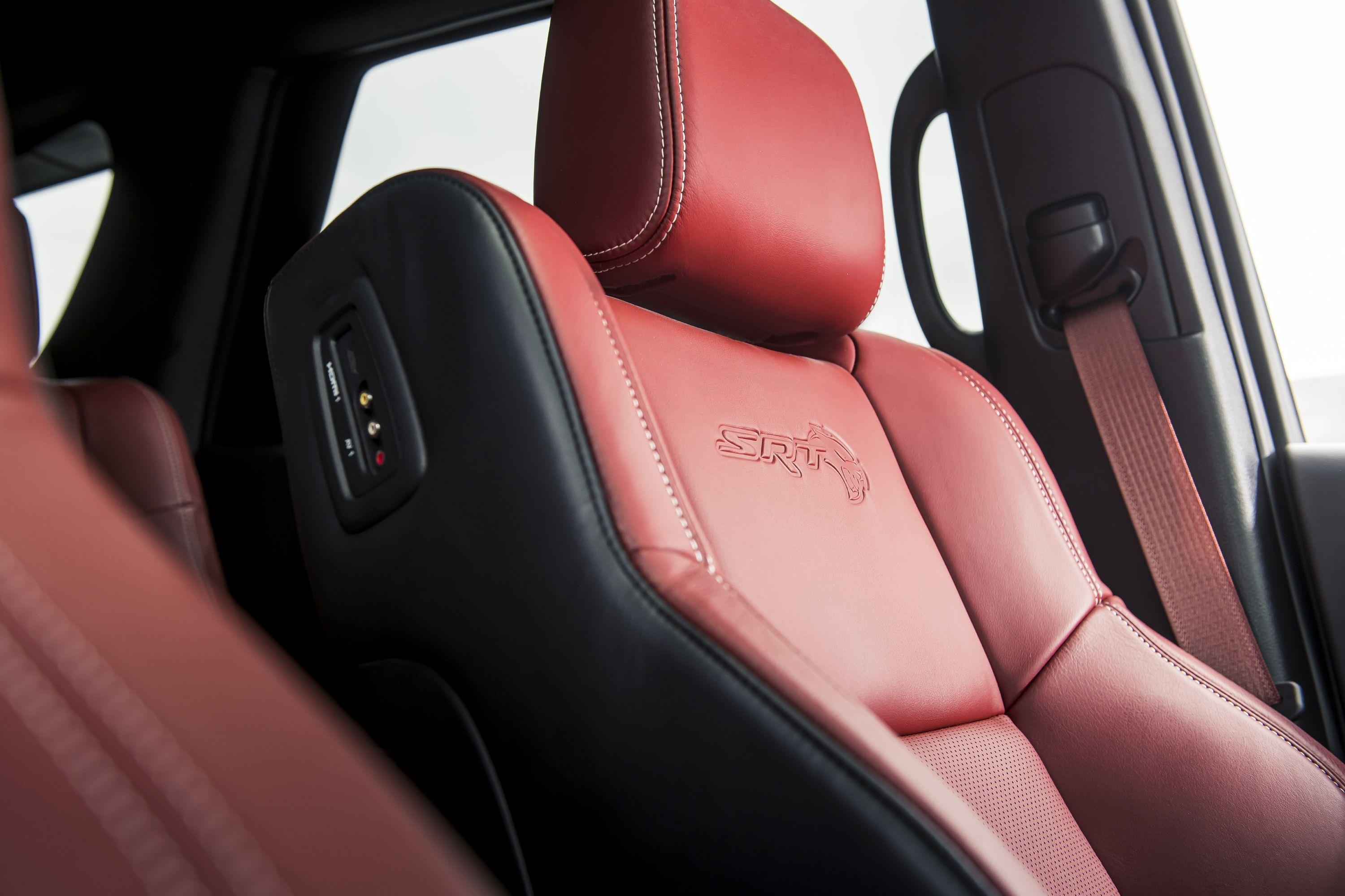 Download 2021 Dodge Durango SRT Hellcat - Interior, Front Seats HD Wallpaper 3000x2000 #53