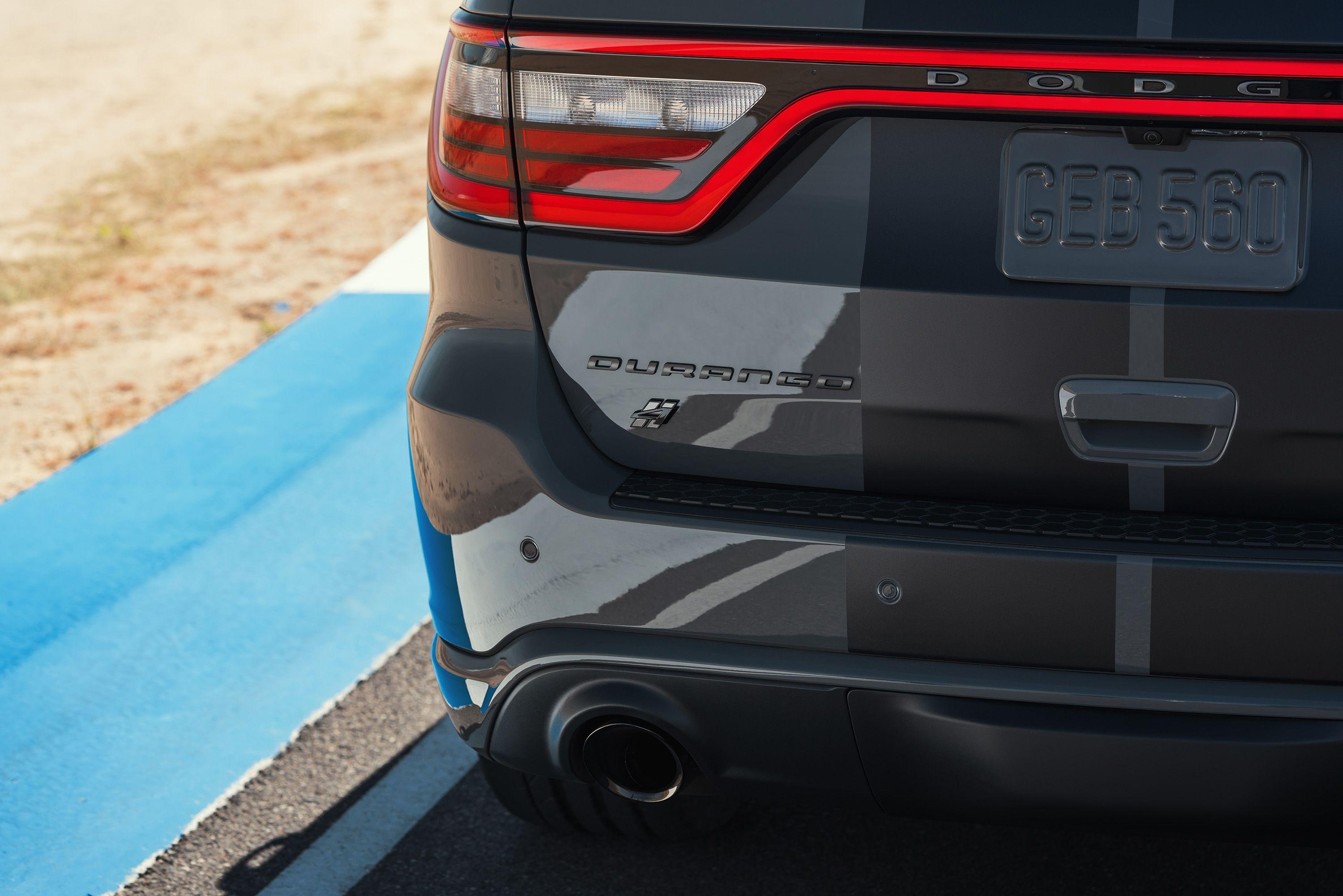Download 2021 Dodge Durango SRT Hellcat - Tail Light HD Wallpaper 3000x2001 #37