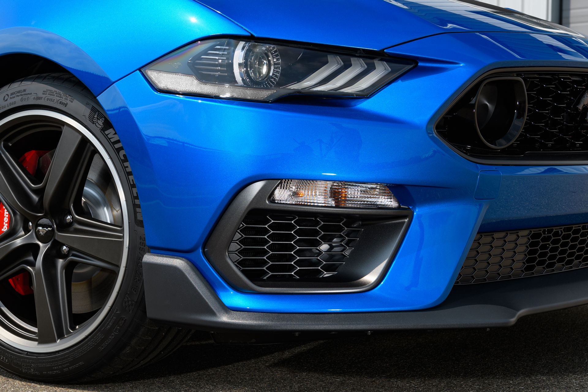 Download 2021 Ford Mustang Mach 1 - Front Bumper HD Wallpaper 1920x1280 #66