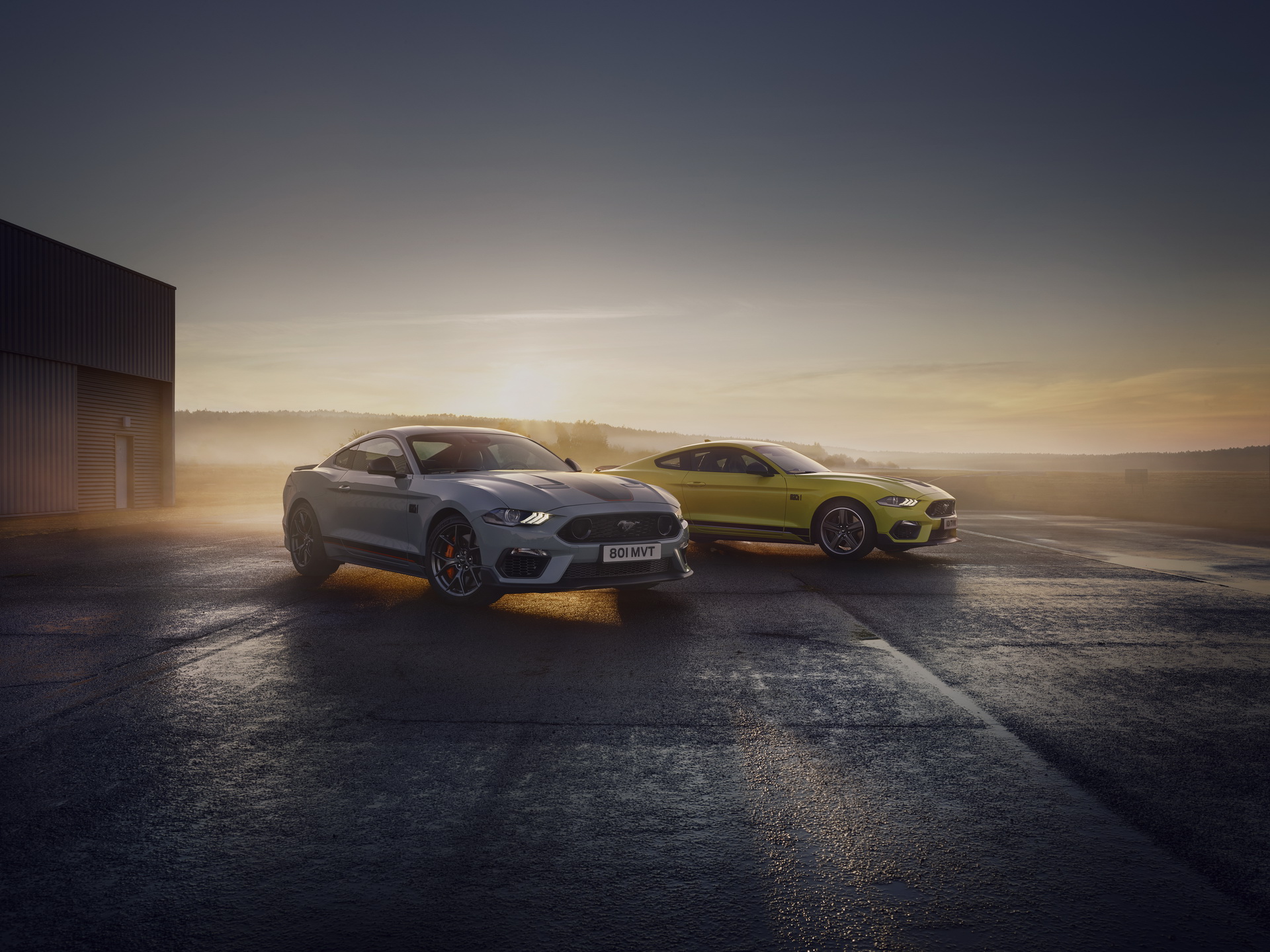 Download 2021 Ford Mustang Mach 1 - Front Three-Quarter HD Wallpaper 1920x1440 #47