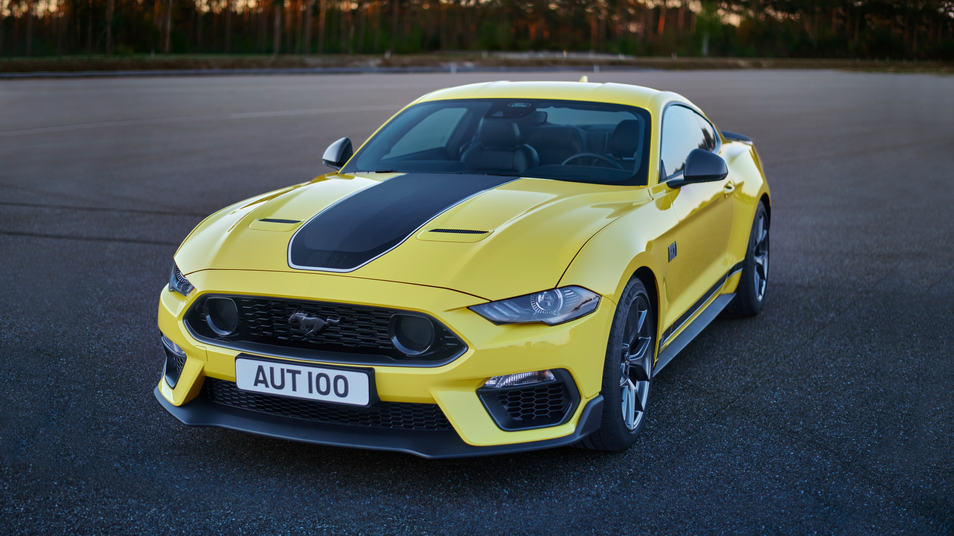 Download 2021 Ford Mustang Mach 1 - Front Three-Quarter HD Wallpaper 1920x1080 #29