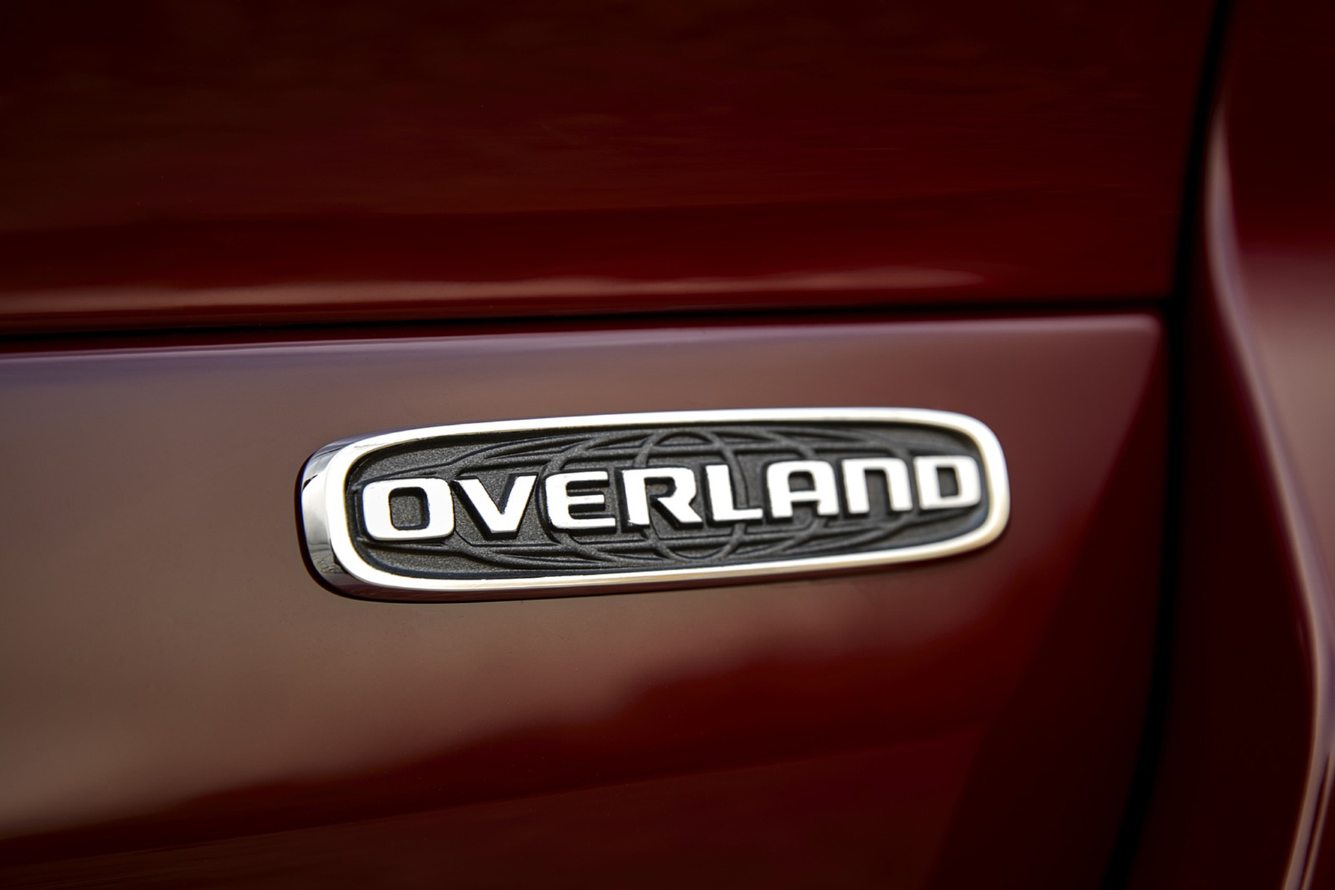 Download 2021 Jeep Grand Cherokee L Overland - Badge HD Wallpaper 1921x1280 #29