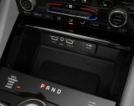 2021 Jeep Grand Cherokee L Overland - Central Console Wallpaper 190x150