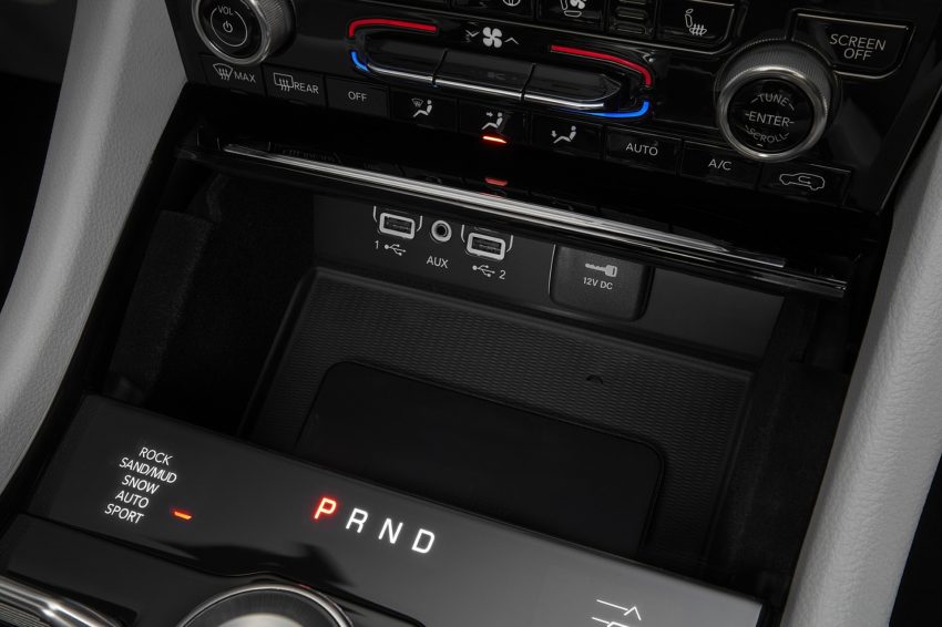 2021 Jeep Grand Cherokee L Overland - Central Console Wallpaper 850x566 #33