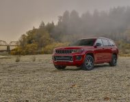 2021 Jeep Grand Cherokee L Overland - Front Three-Quarter Wallpaper 190x150