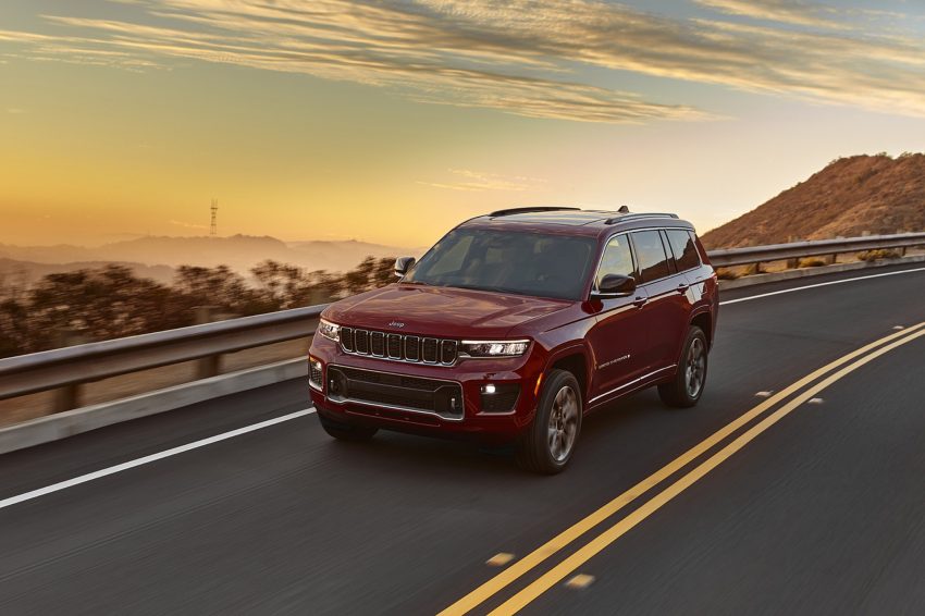 2021 Jeep Grand Cherokee L Overland - Front Three-Quarter Wallpaper 850x566 #4