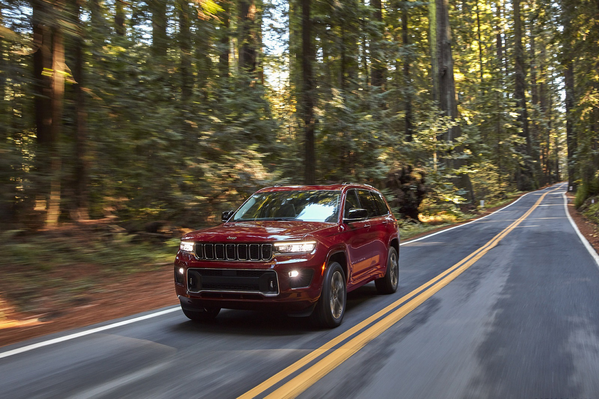 Download 2021 Jeep Grand Cherokee L Overland - Front Three-Quarter HD Wallpaper 1921x1281 #8