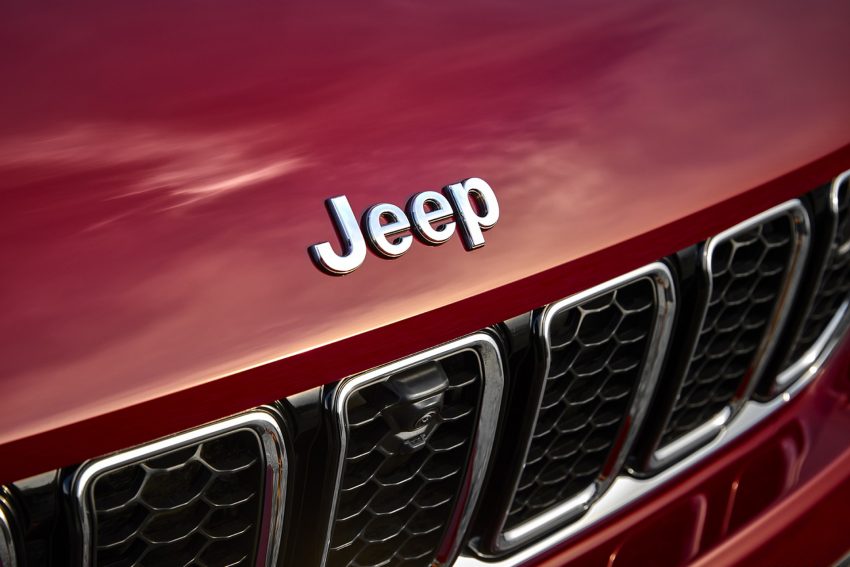 2021 Jeep Grand Cherokee L Overland - Grill Wallpaper 850x567 #24