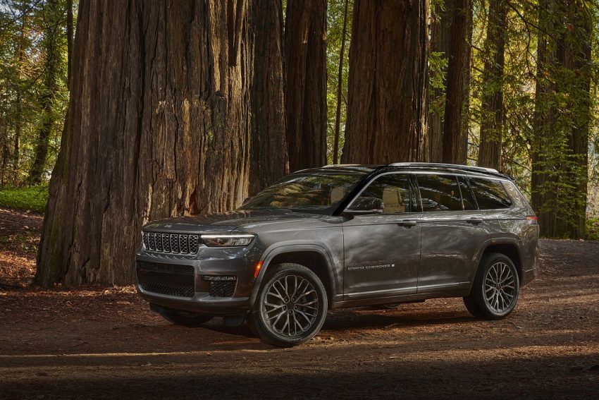 2021 Jeep Grand Cherokee L Summit Reserve - Front Three-Quarter Wallpaper 850x567 #19