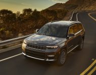 2021 Jeep Grand Cherokee L Summit Reserve - Front Three-Quarter Wallpaper 190x150