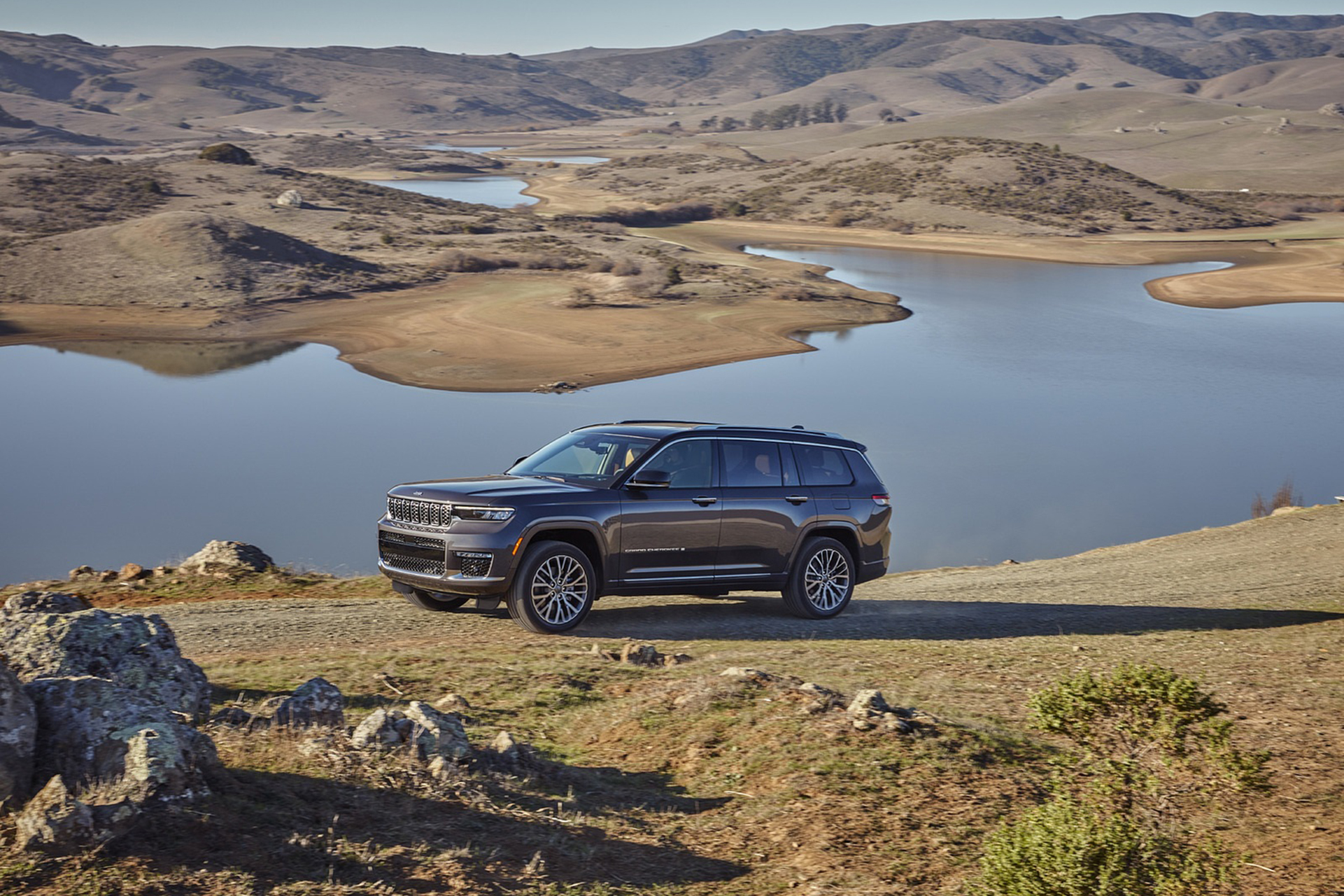 Download 2021 Jeep Grand Cherokee L Summit Reserve - Front Three-Quarter HD Wallpaper 1921x1280 #26