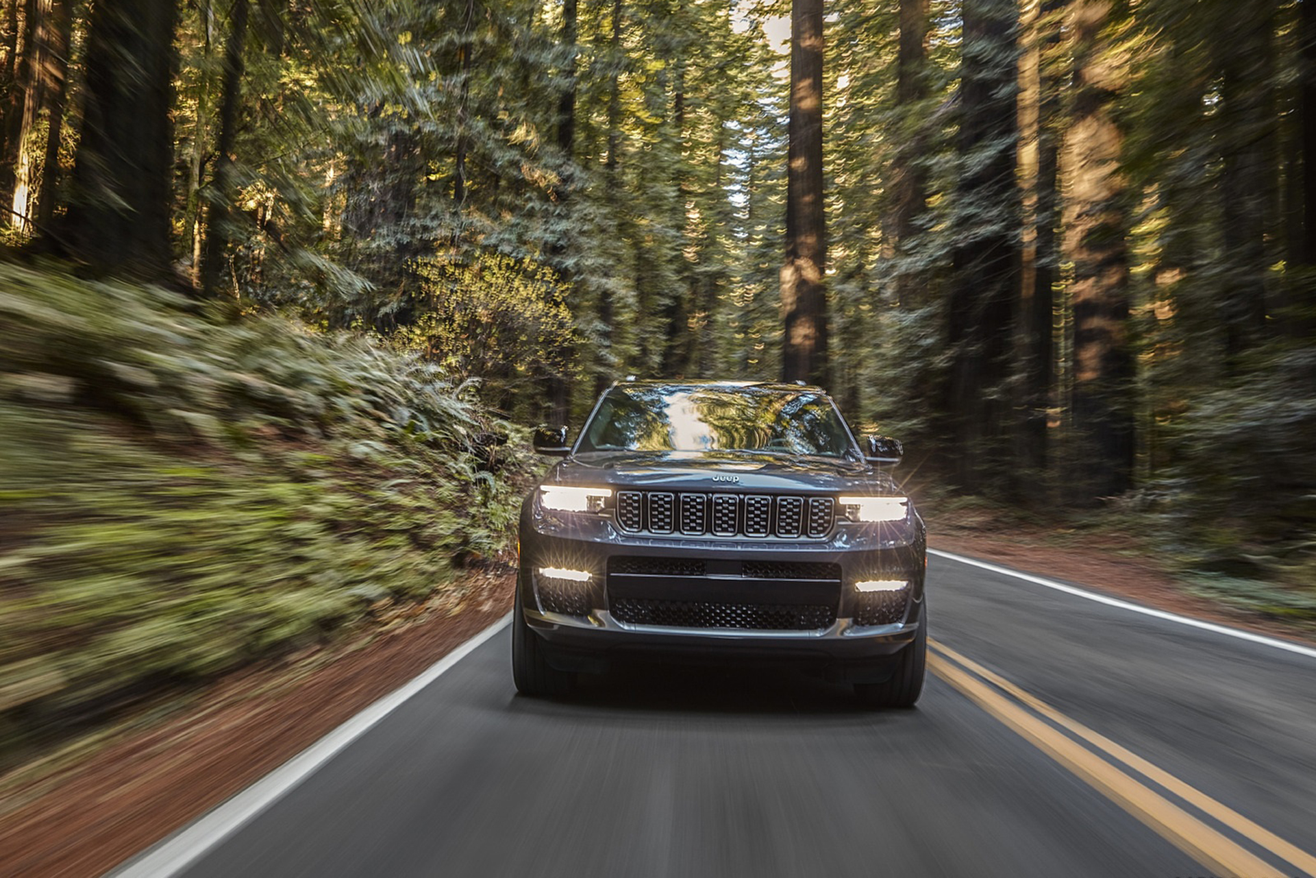 Download 2021 Jeep Grand Cherokee L Summit Reserve - Front HD Wallpaper 1921x1281 #10