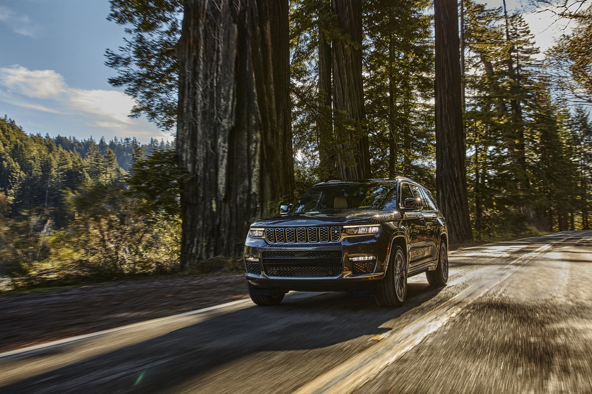 Download 2021 Jeep Grand Cherokee L Summit Reserve - Front HD Wallpaper 1921x1281 #12