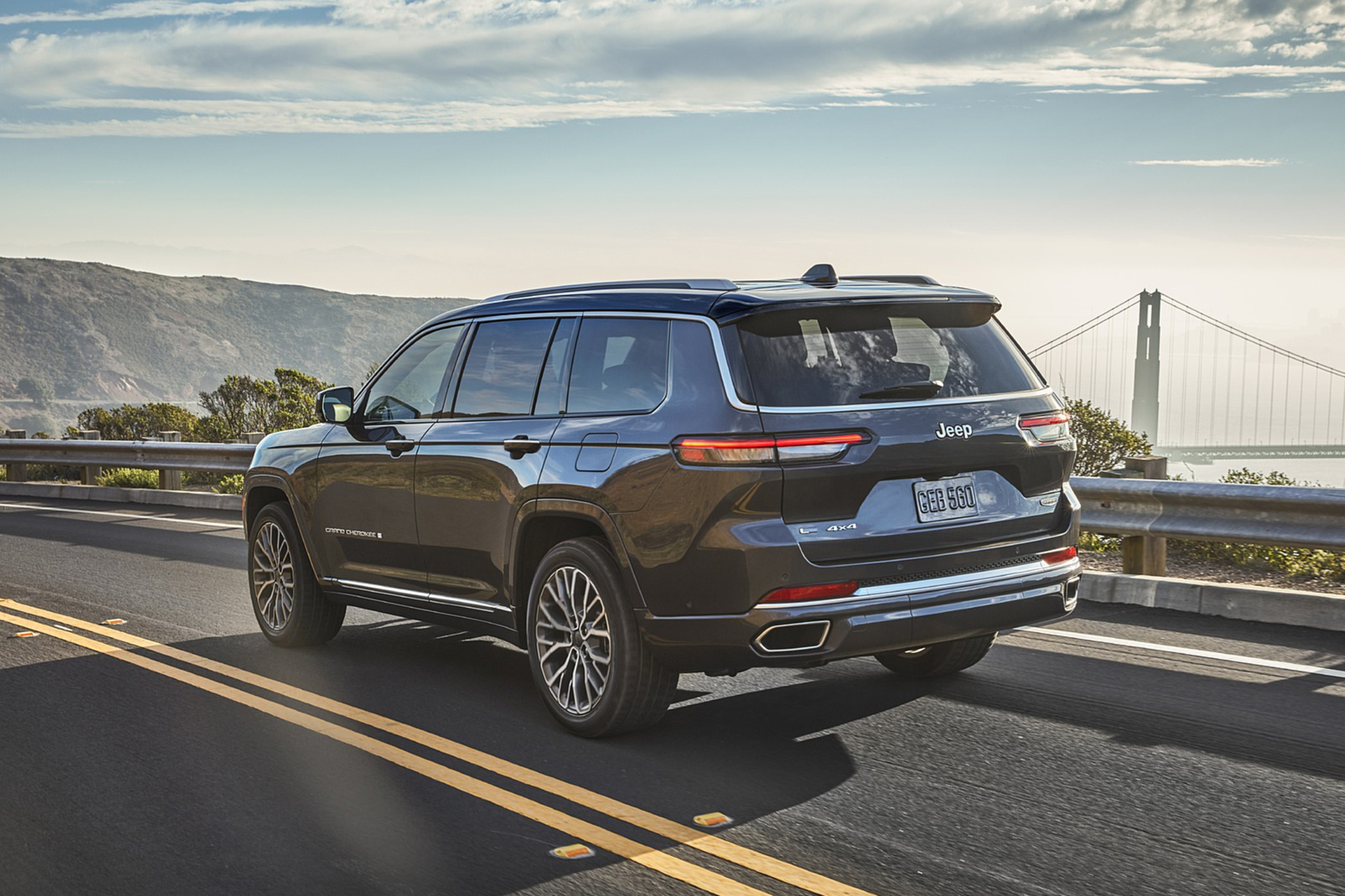 Download 2021 Jeep Grand Cherokee L Summit Reserve - Rear Three-Quarter HD Wallpaper 1921x1280 #2