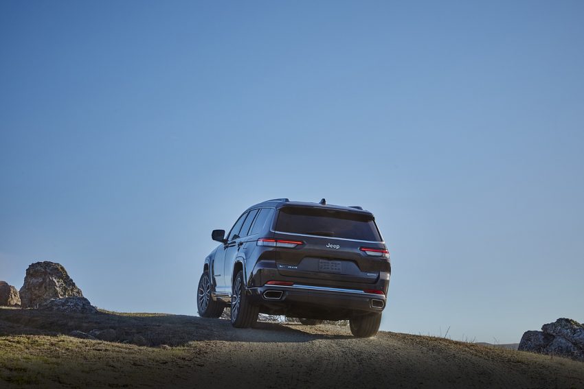 2021 Jeep Grand Cherokee L Summit Reserve - Rear Wallpaper 850x567 #32