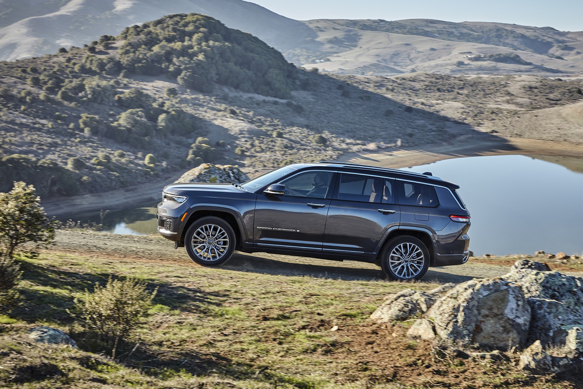 Download 2021 Jeep Grand Cherokee L Summit Reserve - Side HD Wallpaper 1921x1281 #33