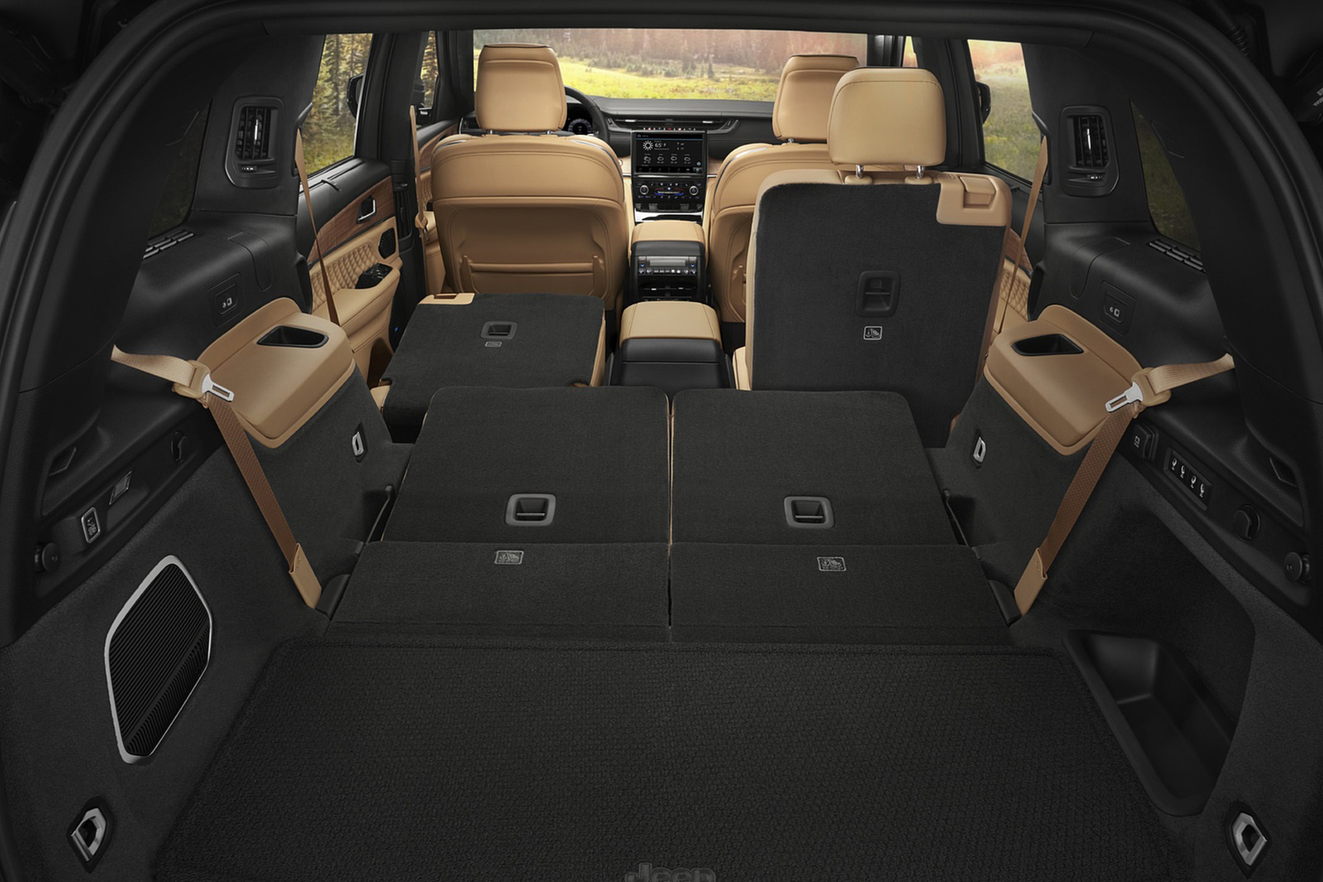 Download 2021 Jeep Grand Cherokee L Summit Reserve - Trunk HD Wallpaper 1921x1281 #95