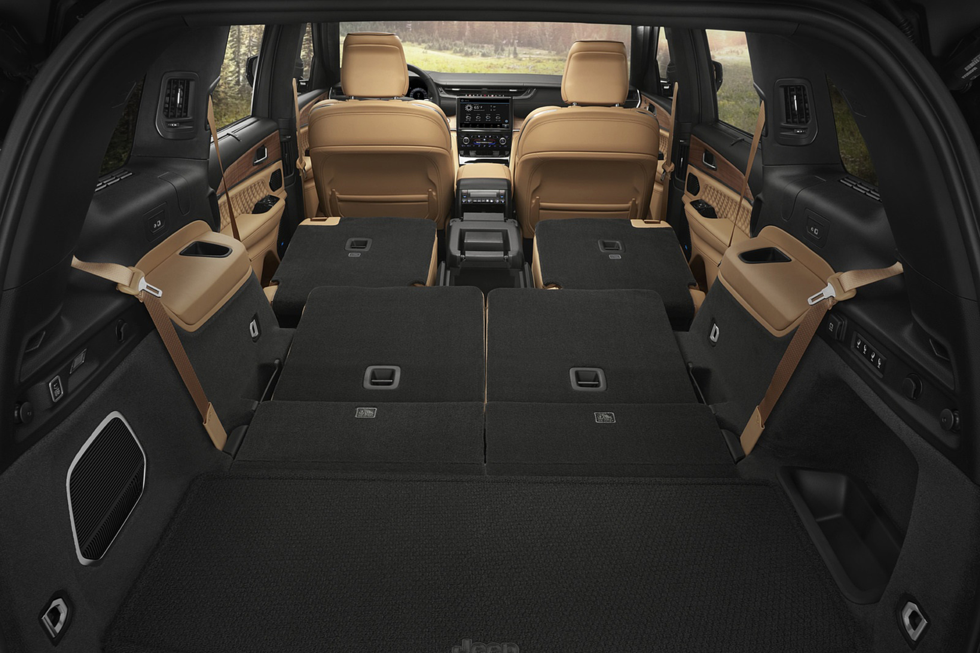 Download 2021 Jeep Grand Cherokee L Summit Reserve - Trunk HD Wallpaper 1921x1281 #101