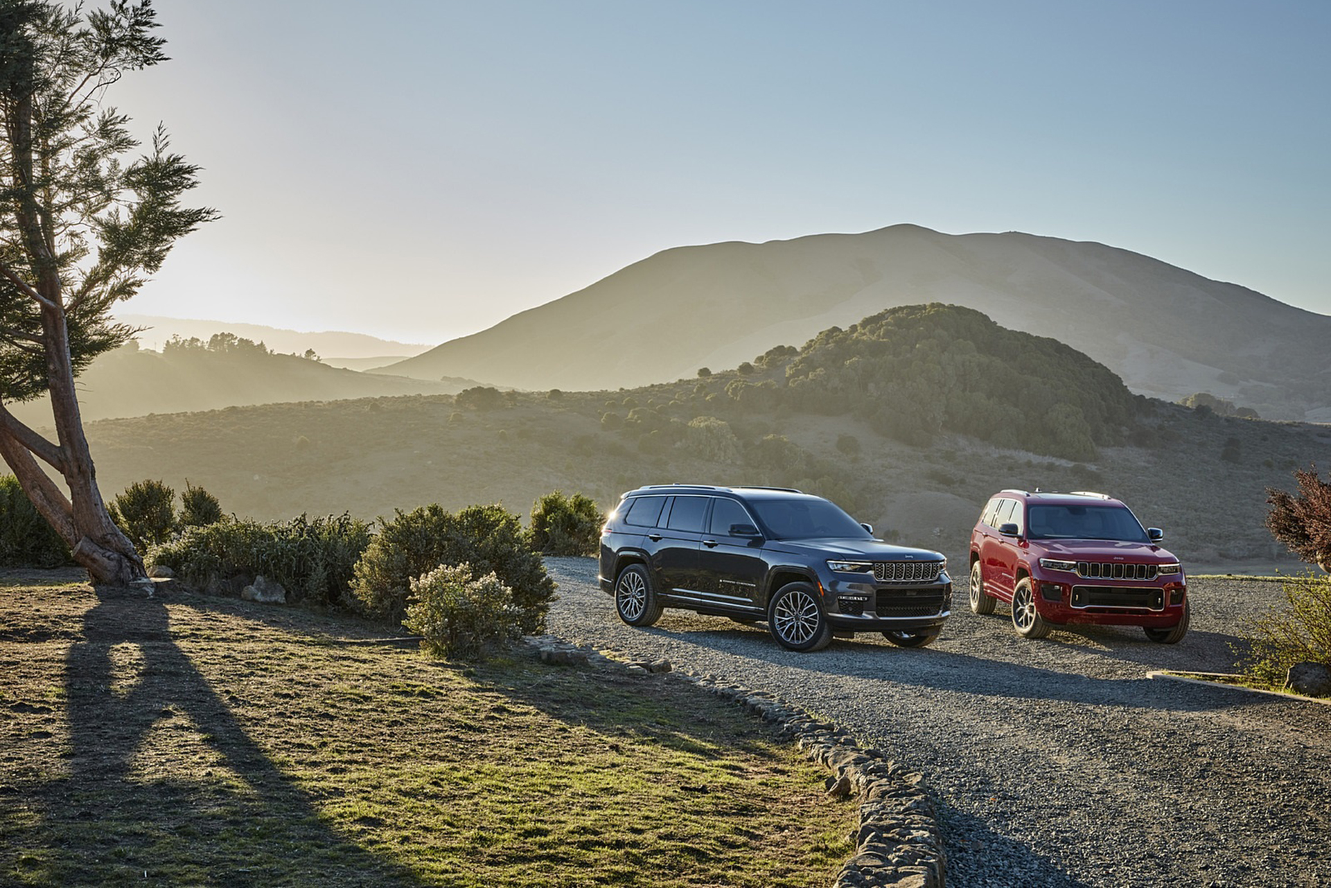 Download 2021 Jeep Grand Cherokee L Summit Reserve HD Wallpaper 1921x1281 #44