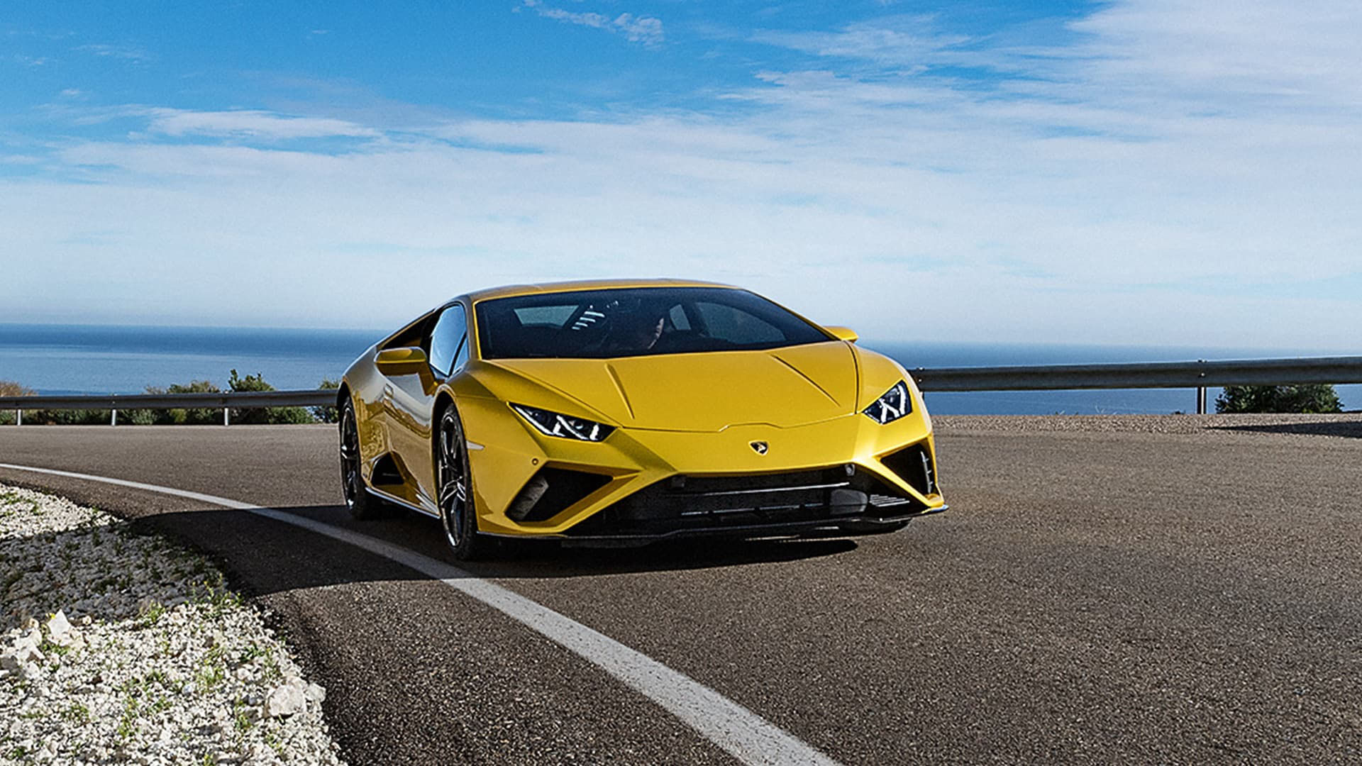 Download 2021 Lamborghini Huracán EVO RWD - Front Three-Quarter HD Wallpaper 1920x1080 #8