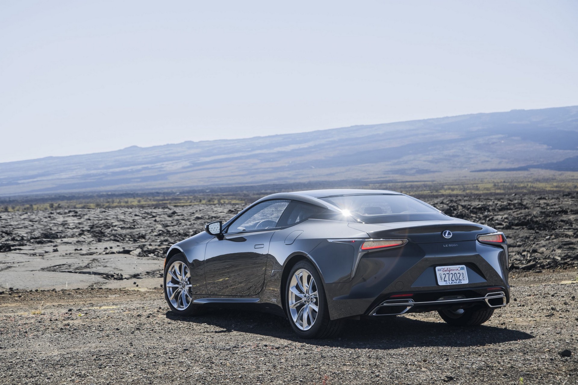Download 2021 Lexus LC 500 Coupe - Rear Three-Quarter HD Wallpaper 1920x1280 #79