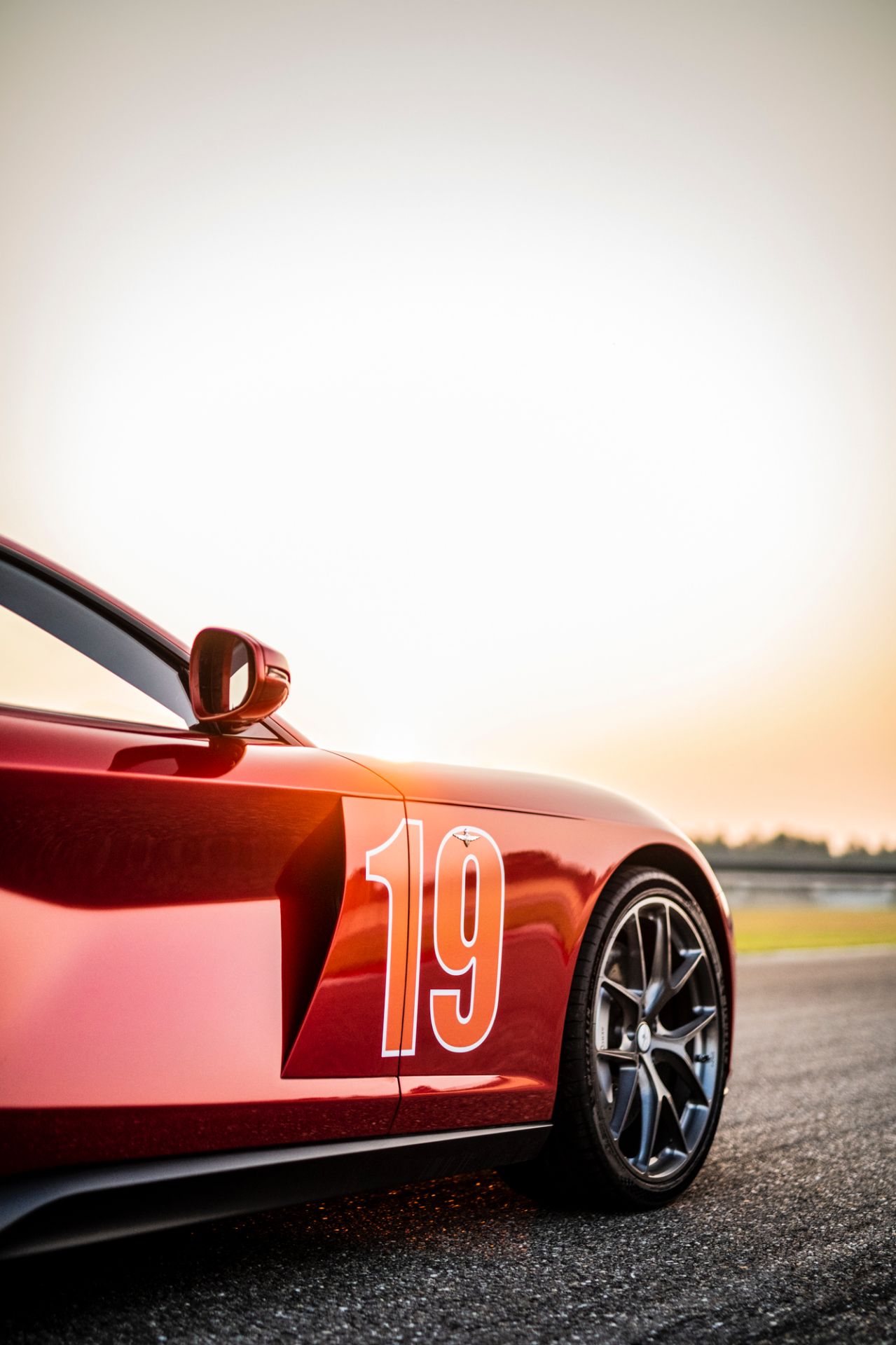 Download 2021 Touring Superleggera Aero 3 - Detail HD Phone Wallpaper 1279x1920 #35