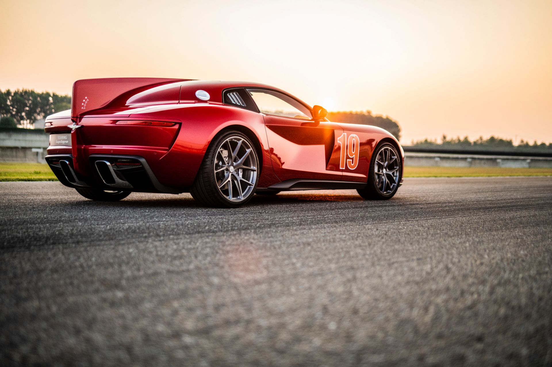 Download 2021 Touring Superleggera Aero 3 - Rear Three-Quarter HD Wallpaper 1920x1279 #23