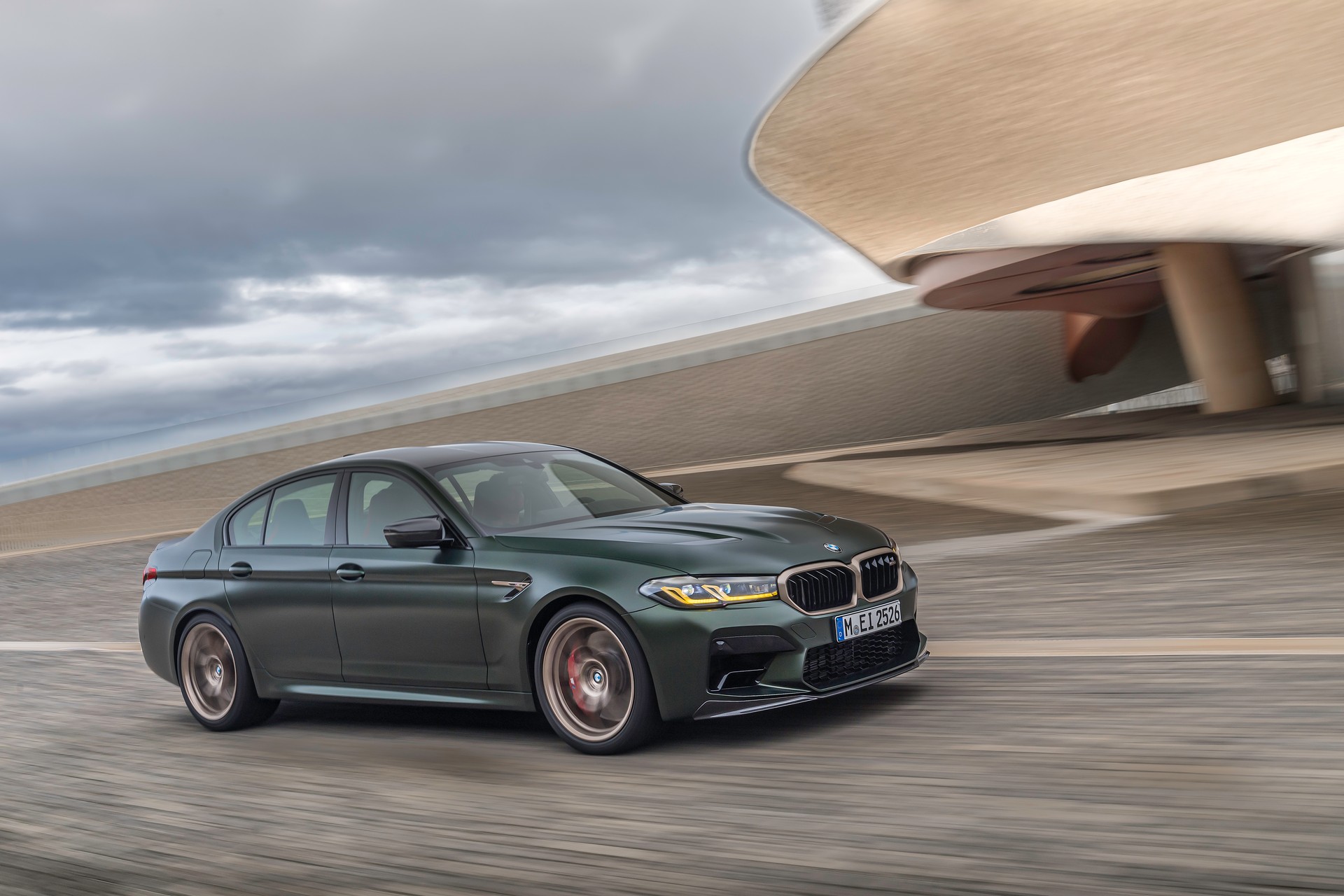 BMW m5 самый быстрый седан
