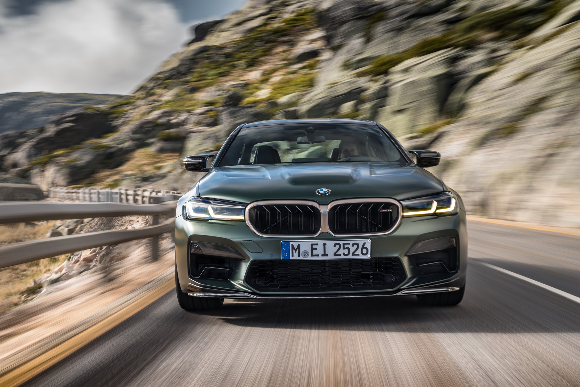 BMW m5 самый быстрый седан