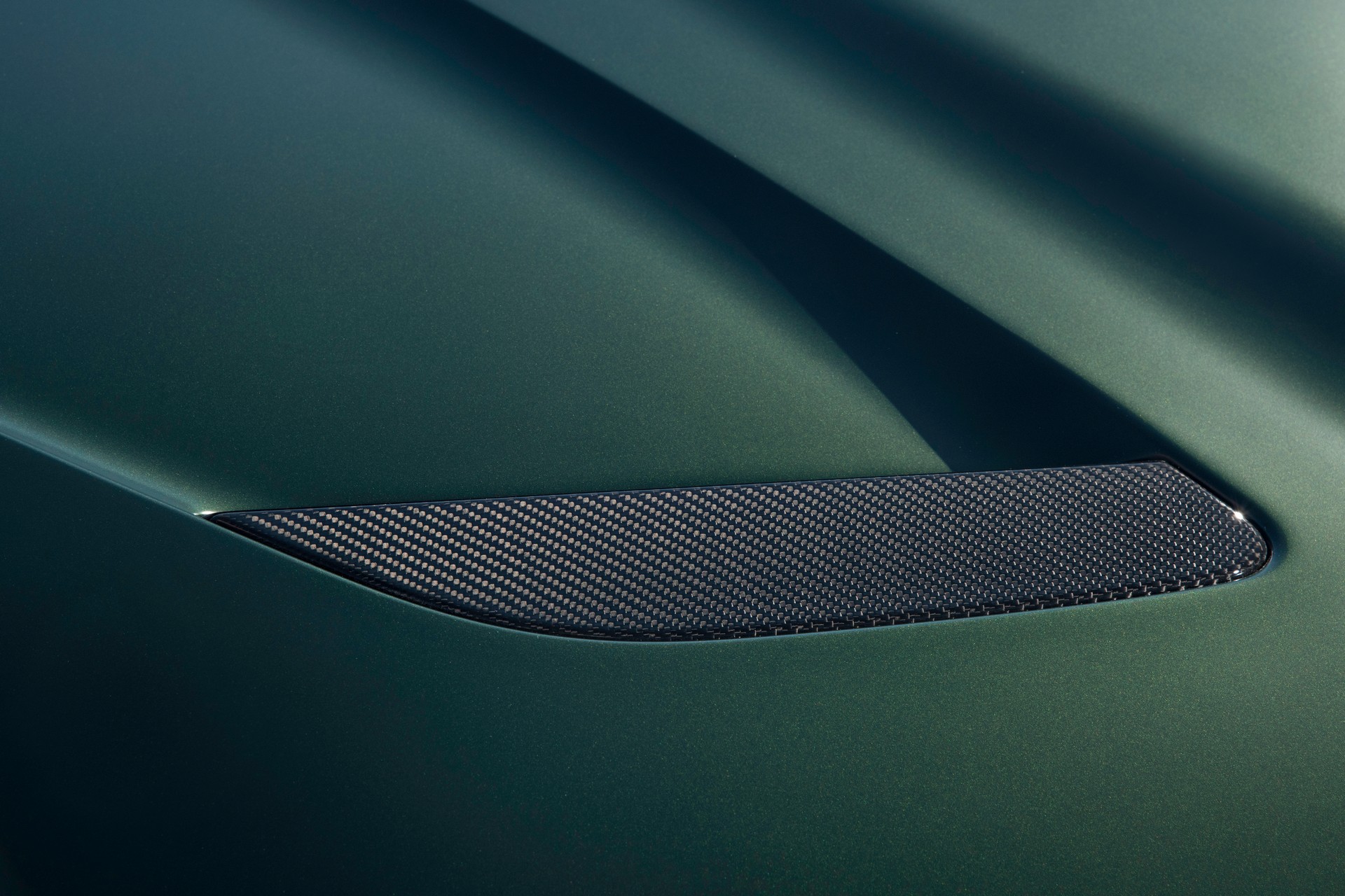 Download 2022 BMW M5 CS - Hood HD Wallpaper 1920x1280 #70