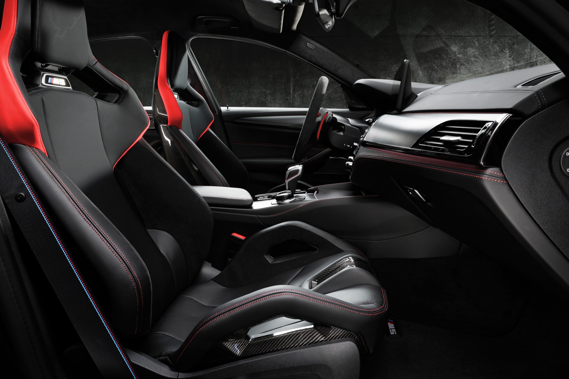 Download 2022 BMW M5 CS - Interior, Seats HD Wallpaper 1920x1280 #124