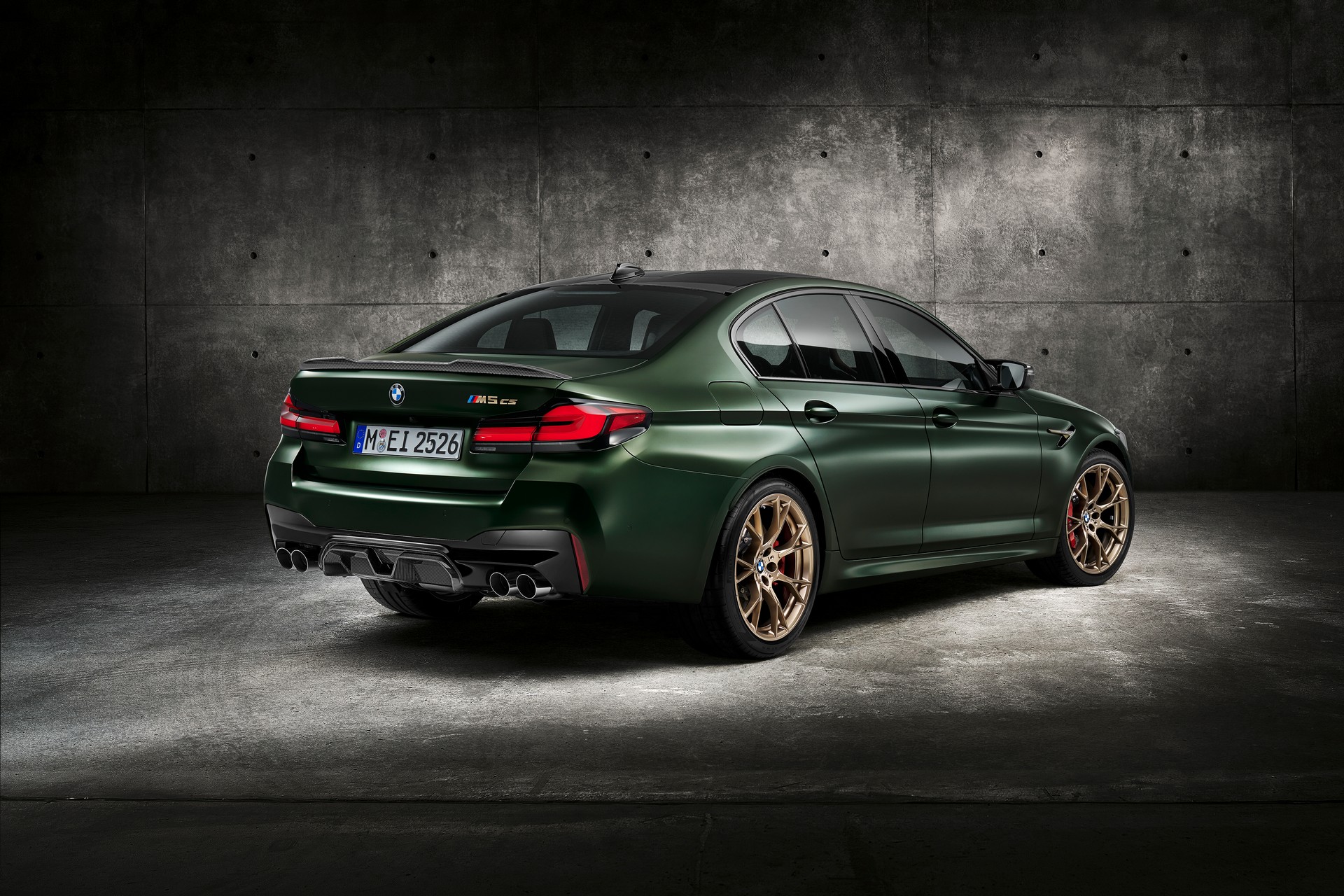 Download 2022 BMW M5 CS - Rear Three-Quarter HD Wallpaper 1920x1280 #100