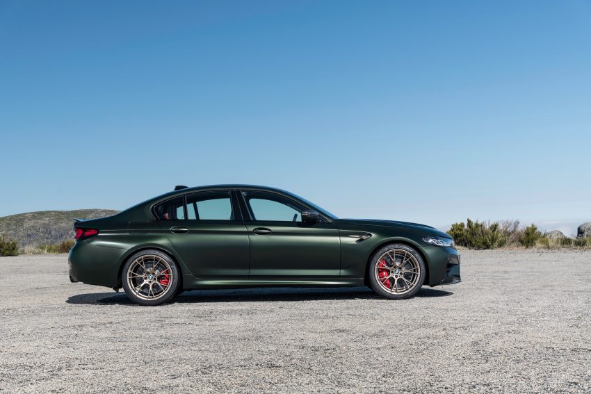2022 BMW M5 CS - Side Wallpaper 850x567 #42