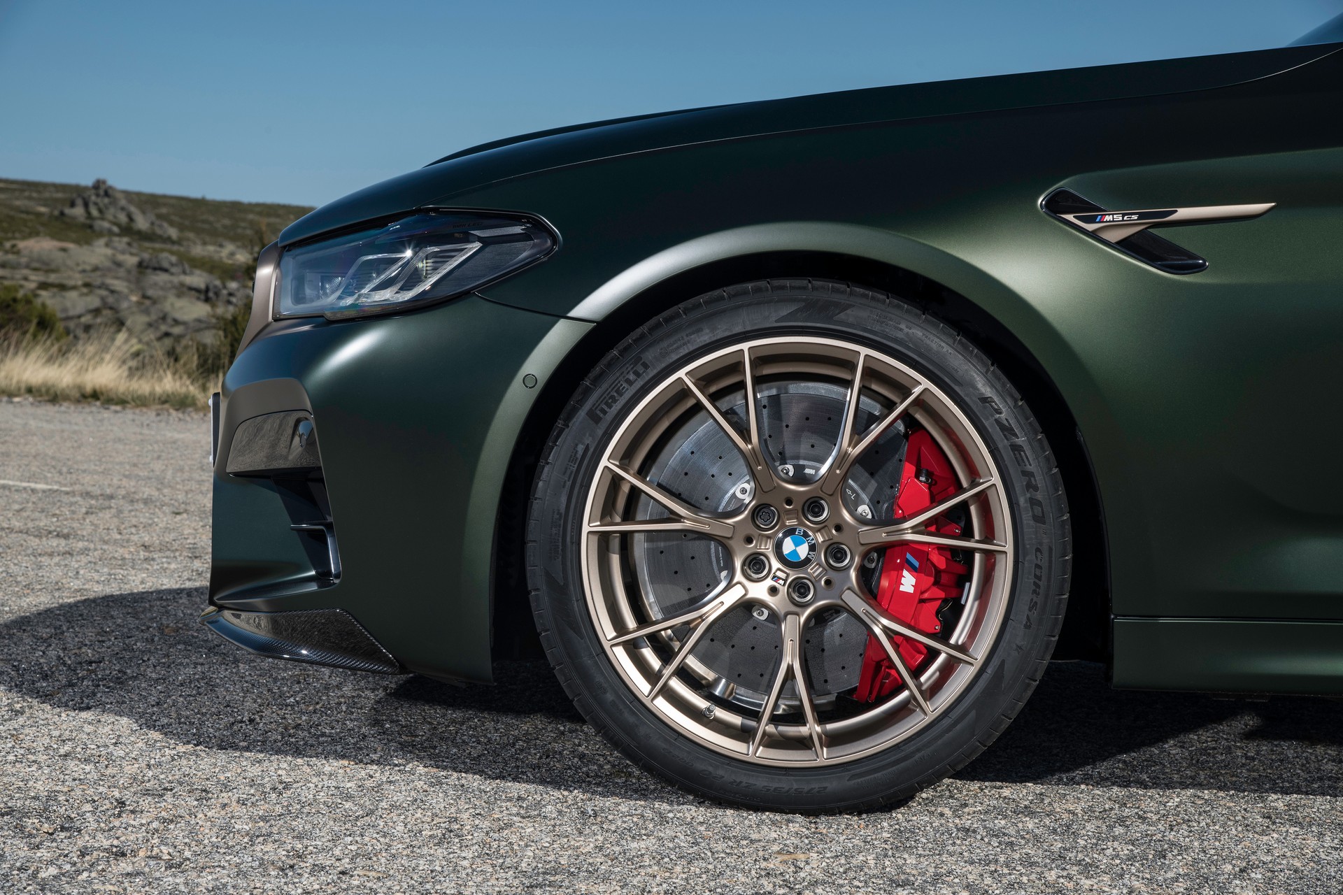 Download 2022 BMW M5 CS - Wheel HD Wallpaper 1920x1280 #68