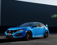 2020 Honda Civic Type R - Front Three-Quarter Wallpaper 190x150