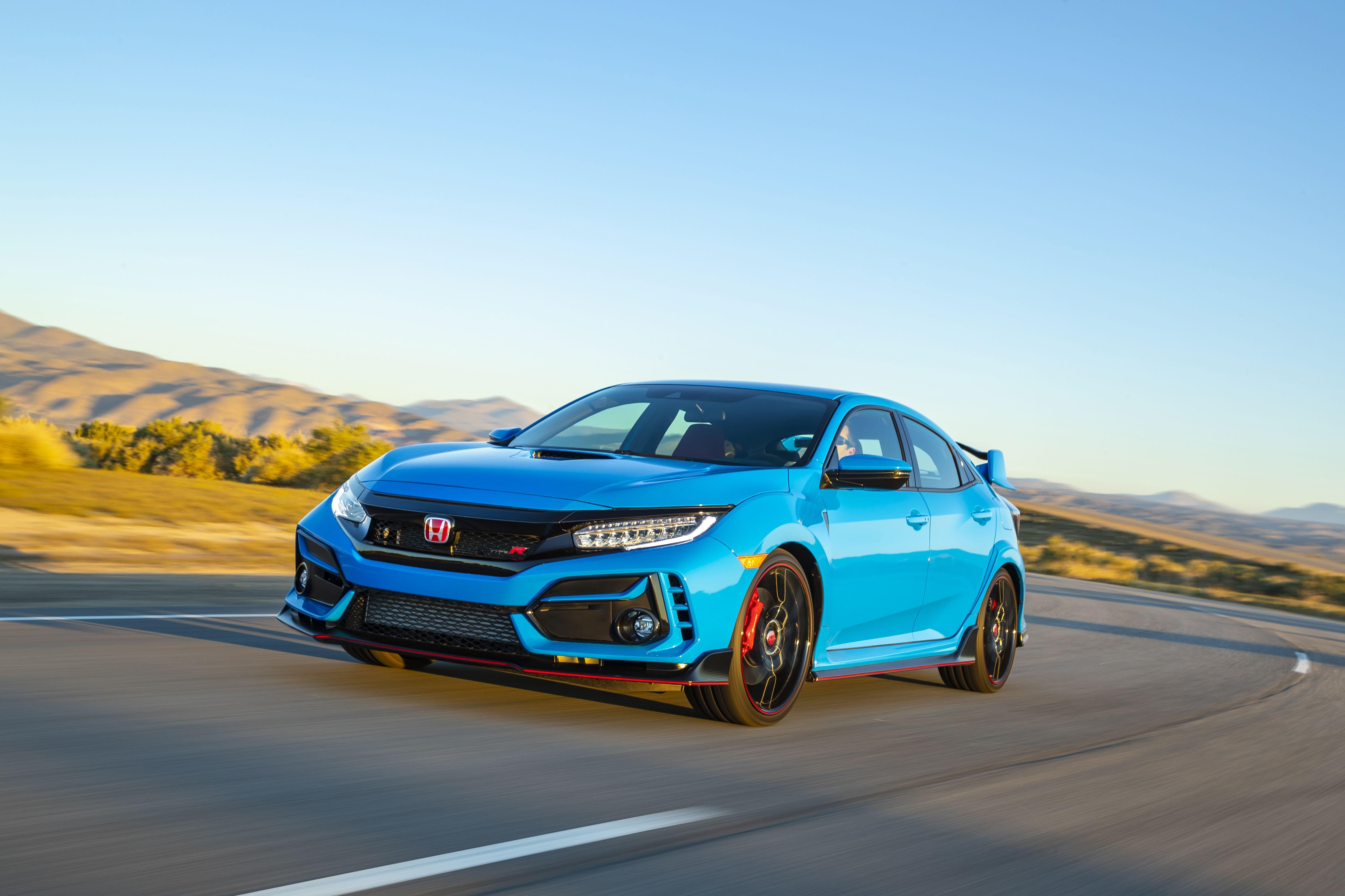 Download 2020 Honda Civic Type R - Front Three-Quarter HD Wallpaper 5000x3333 #1