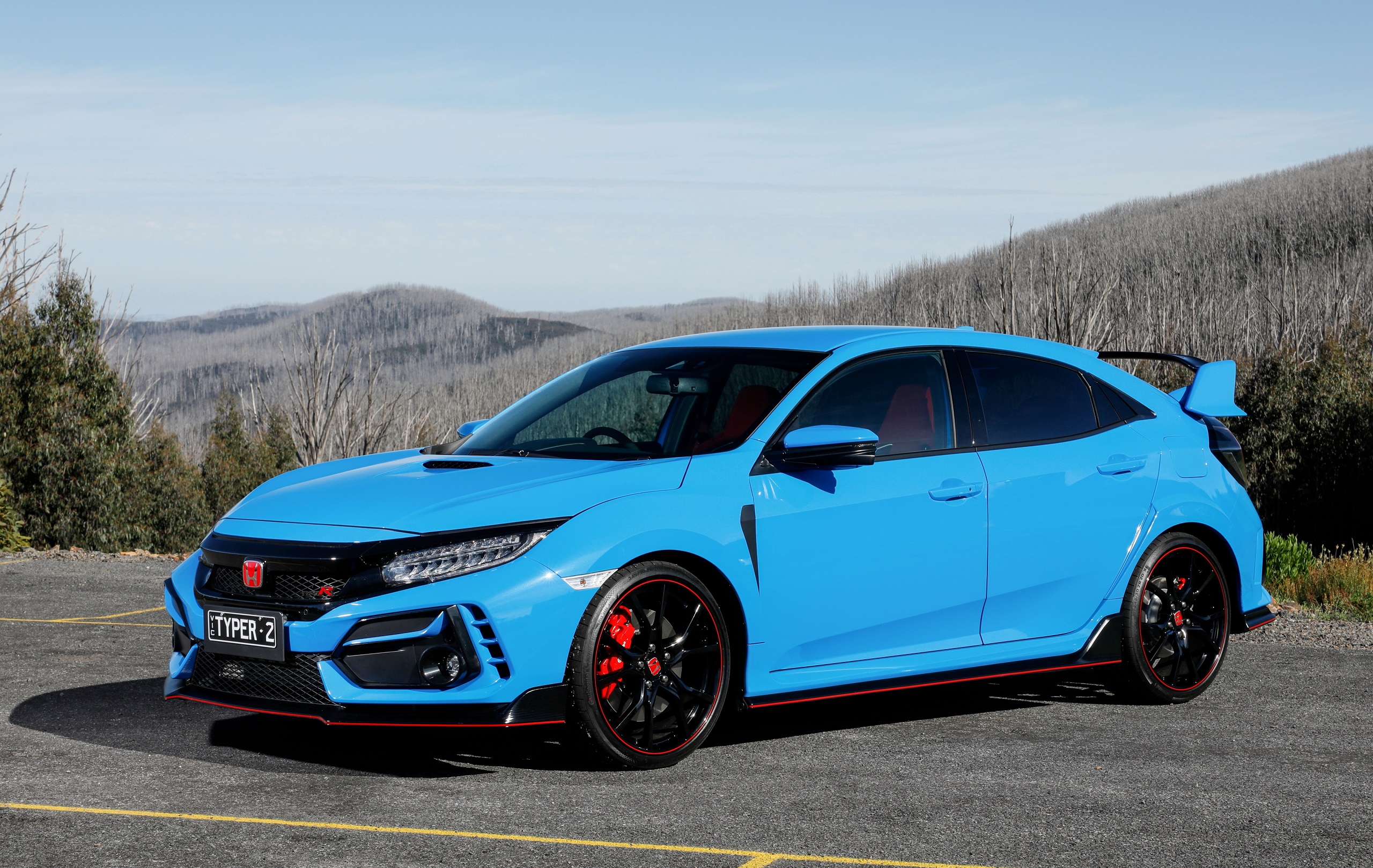 Download 2020 Honda Civic Type R - Front Three-Quarter HD Wallpaper 2560x1618 #20