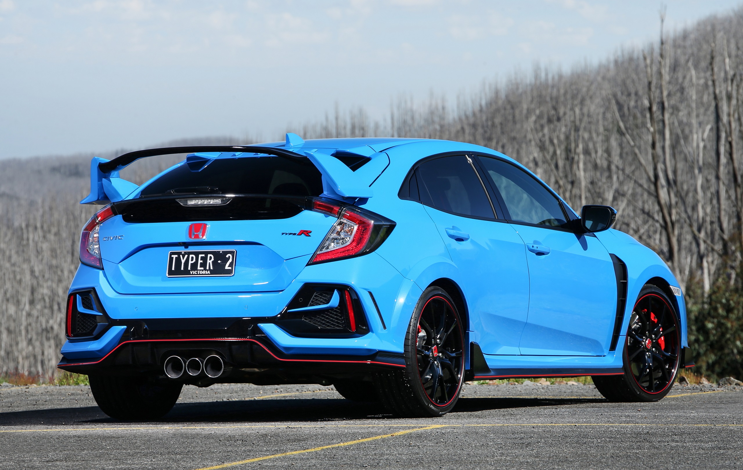 Download 2020 Honda Civic Type R - Rear Three-Quarter HD Wallpaper 2560x1621 #23