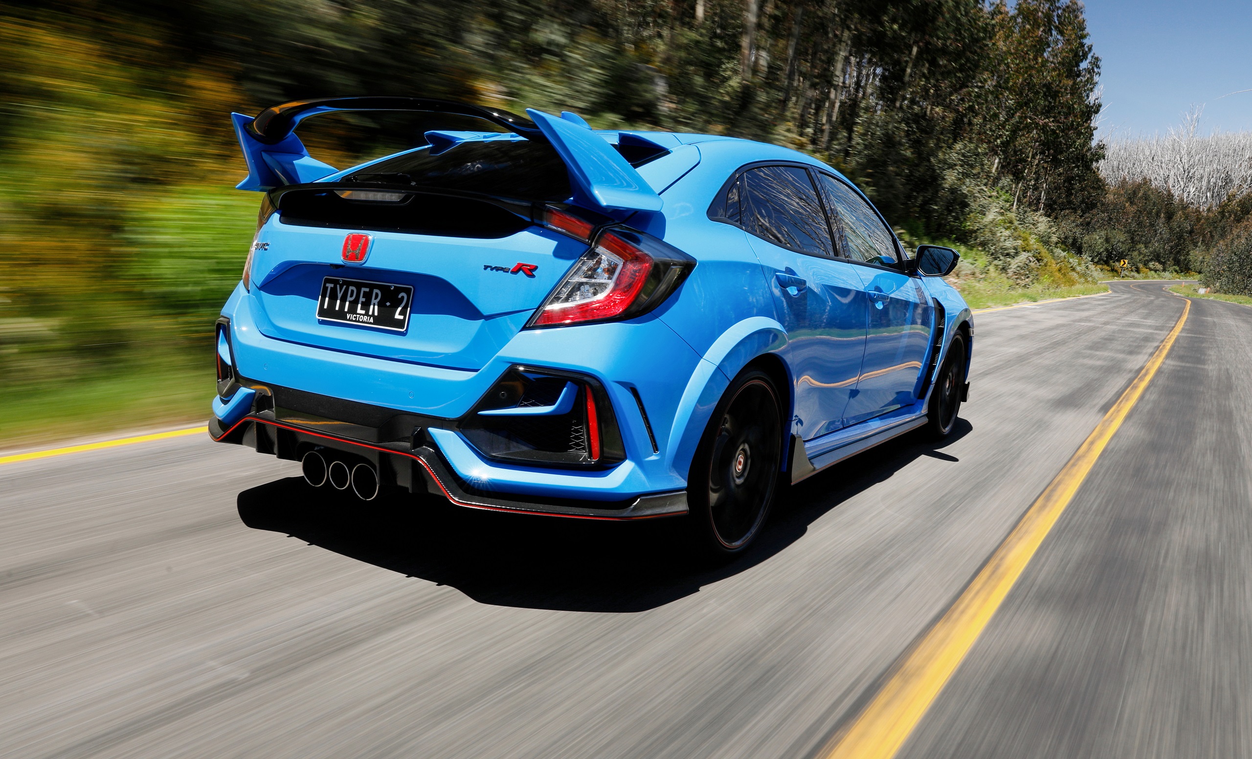 Download 2020 Honda Civic Type R - Rear HD Wallpaper 2560x1552 #15
