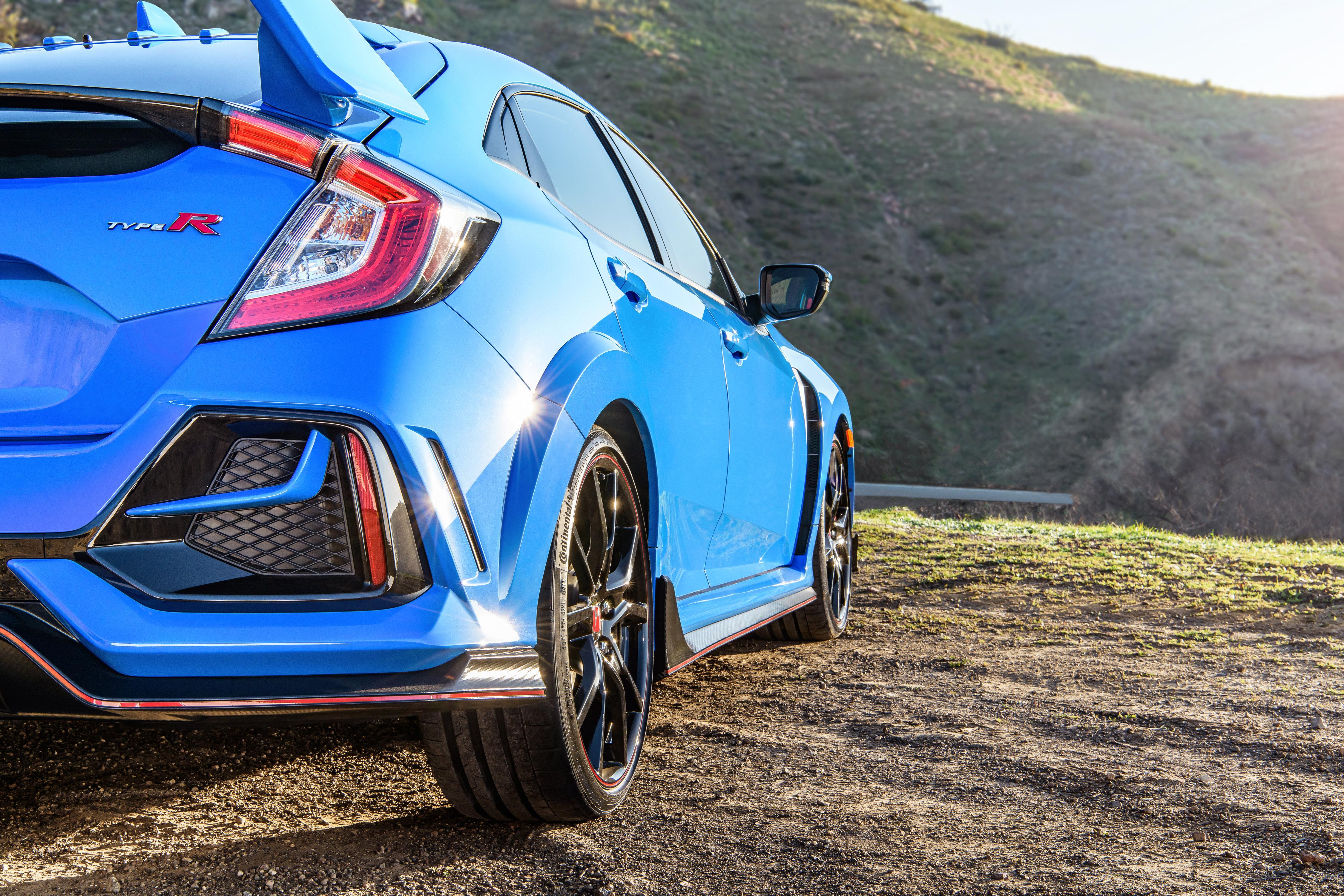 Download 2020 Honda Civic Type R - Tail Light HD Wallpaper 4500x3000 #76