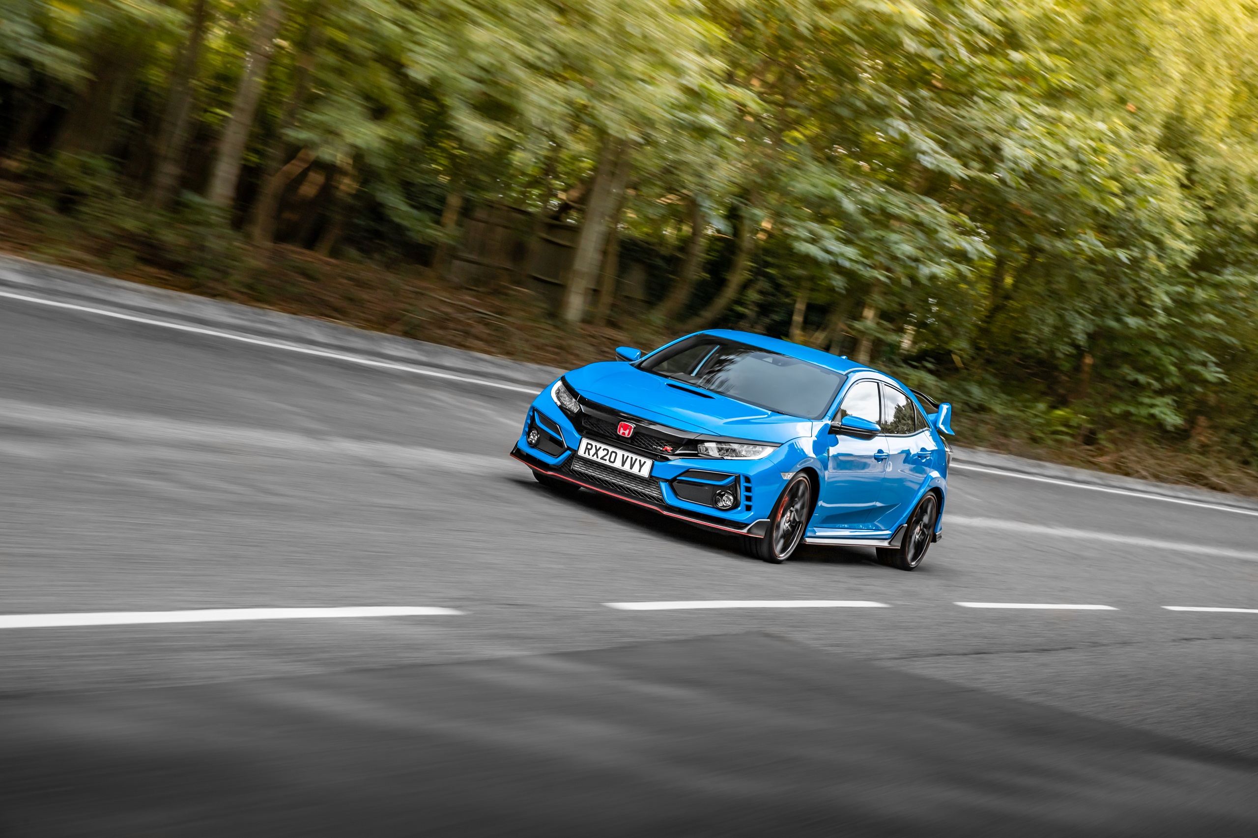 Download 2020 Honda Civic Type R [UK-spec] - Front Three-Quarter HD Wallpaper 2560x1706 #10