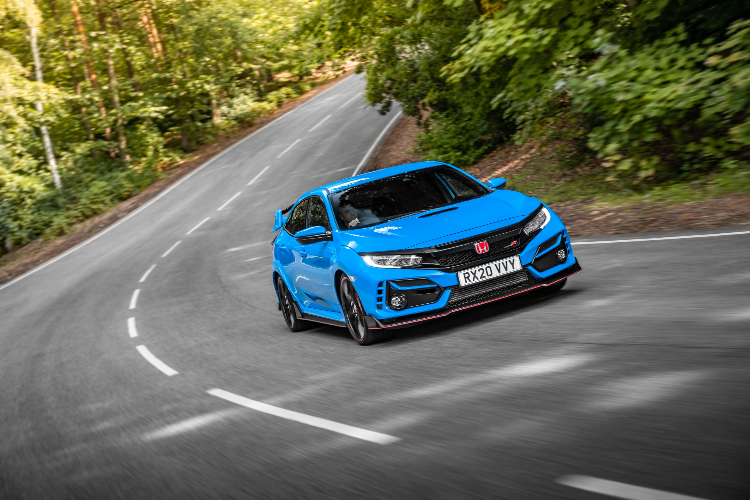 Download 2020 Honda Civic Type R [UK-spec] - Front HD Wallpaper 2560x1706 #2
