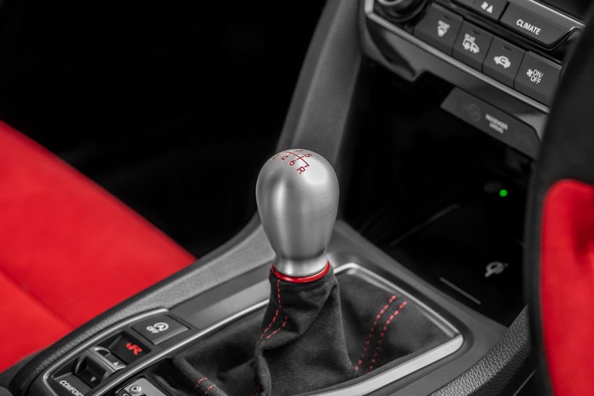 2020 Honda Civic Type R [UK-spec] - Paddle Shifters Wallpaper 850x566 #44