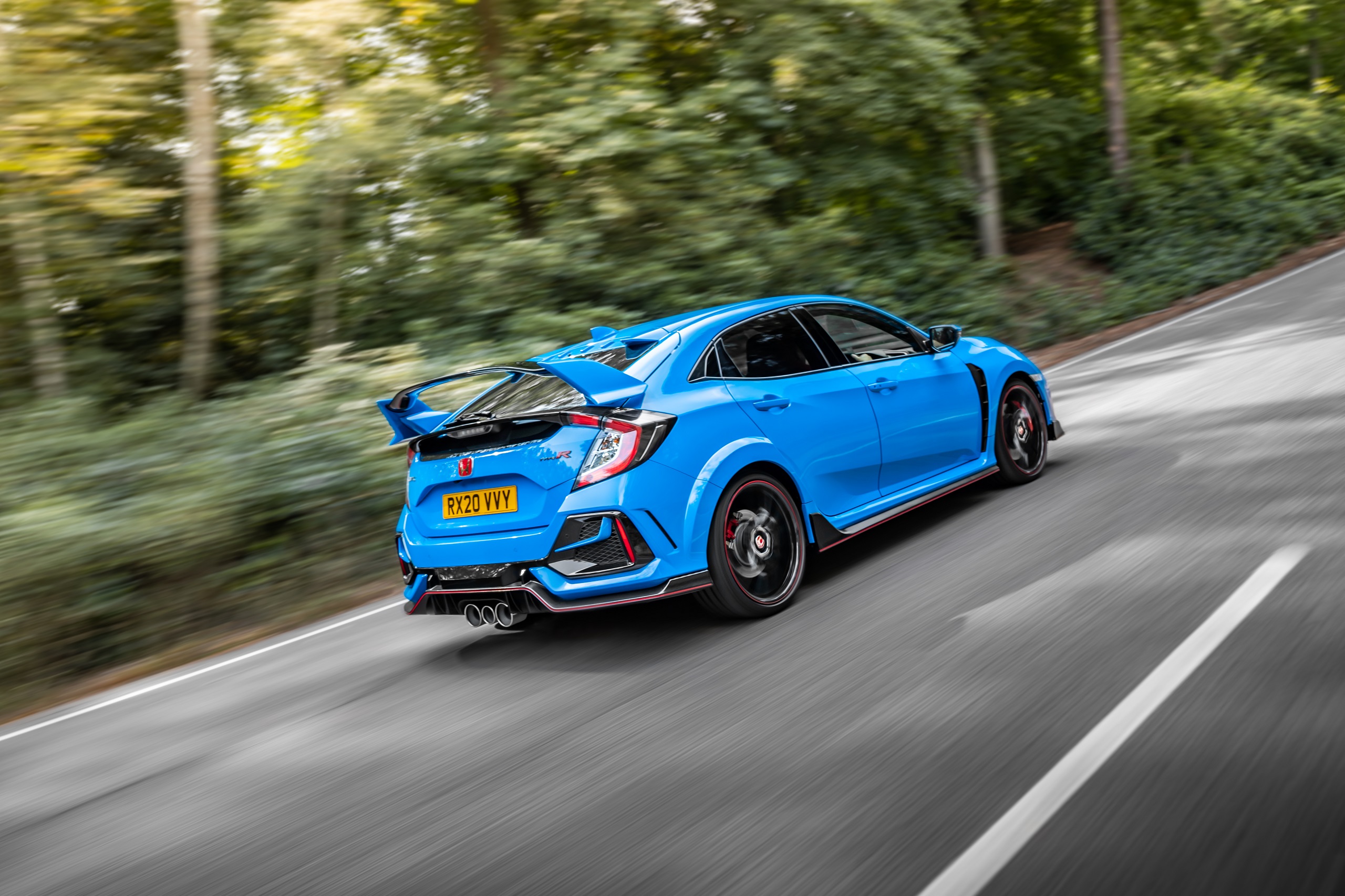 Download 2020 Honda Civic Type R [UK-spec] - Rear Three-Quarter HD Wallpaper 2560x1706 #4