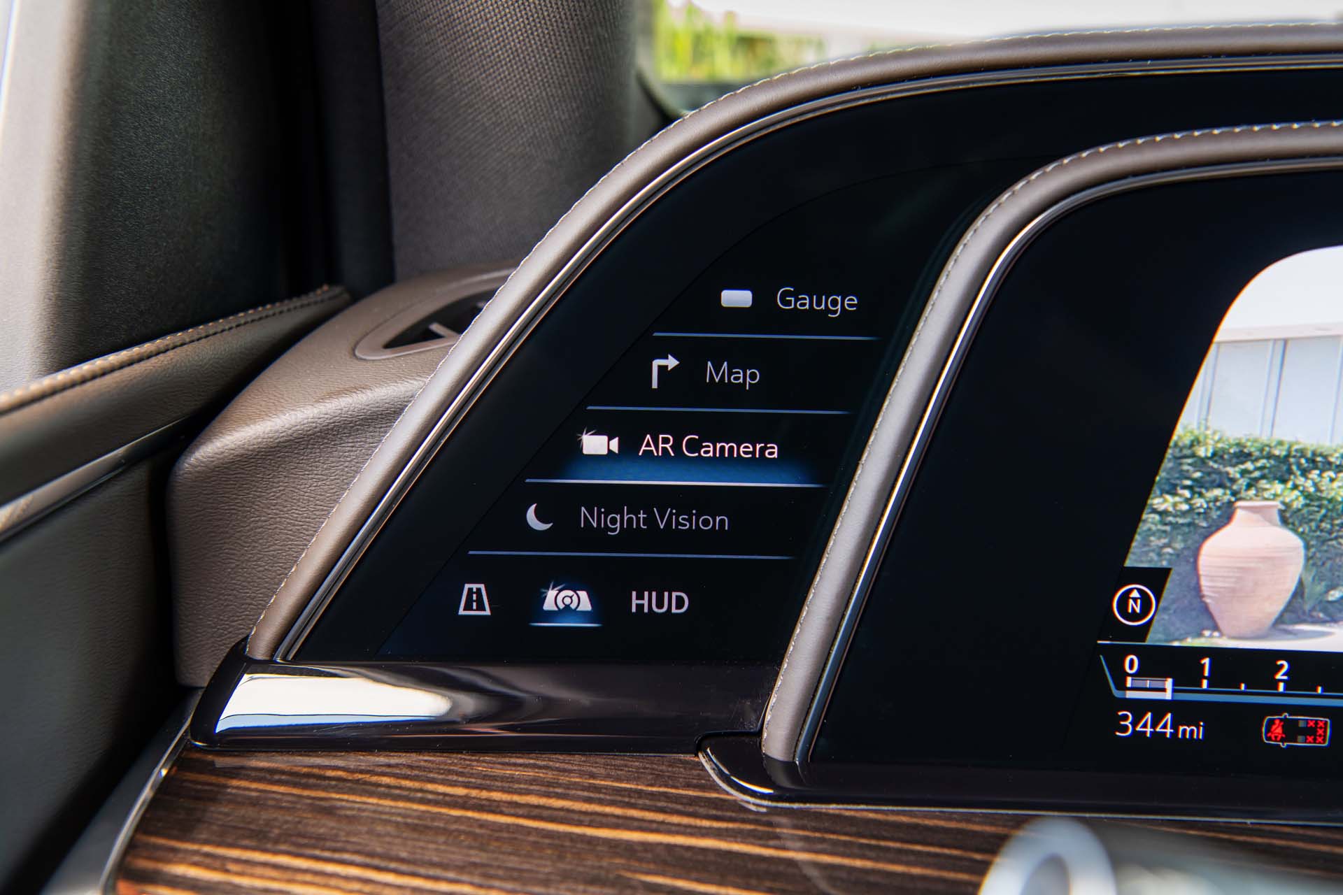 Download 2021 Cadillac Escalade - Interior, Detail HD Wallpaper 1920x1280 #22