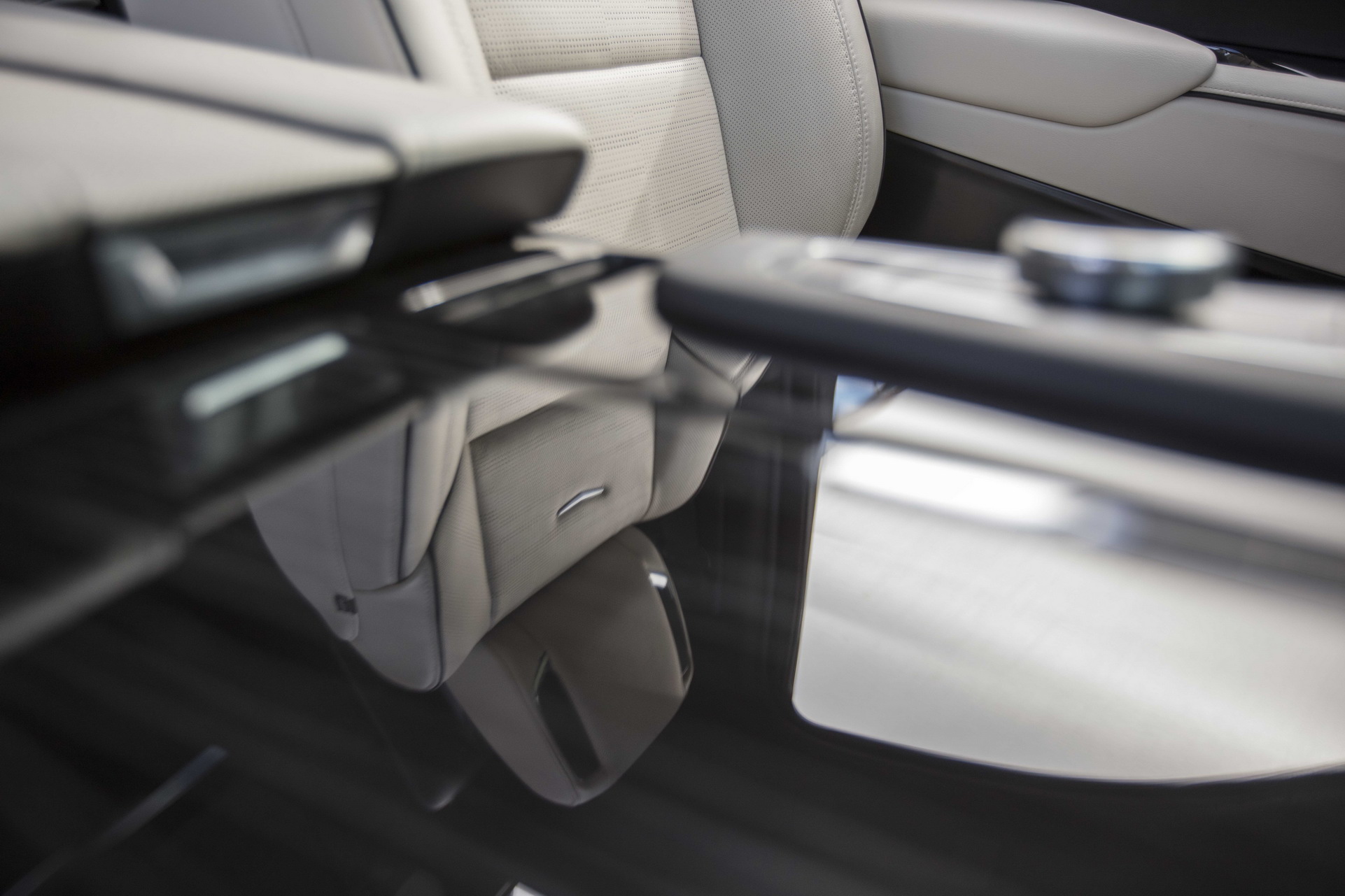 Download 2021 Cadillac Escalade - Interior, Detail HD Wallpaper 1922x1281 #93