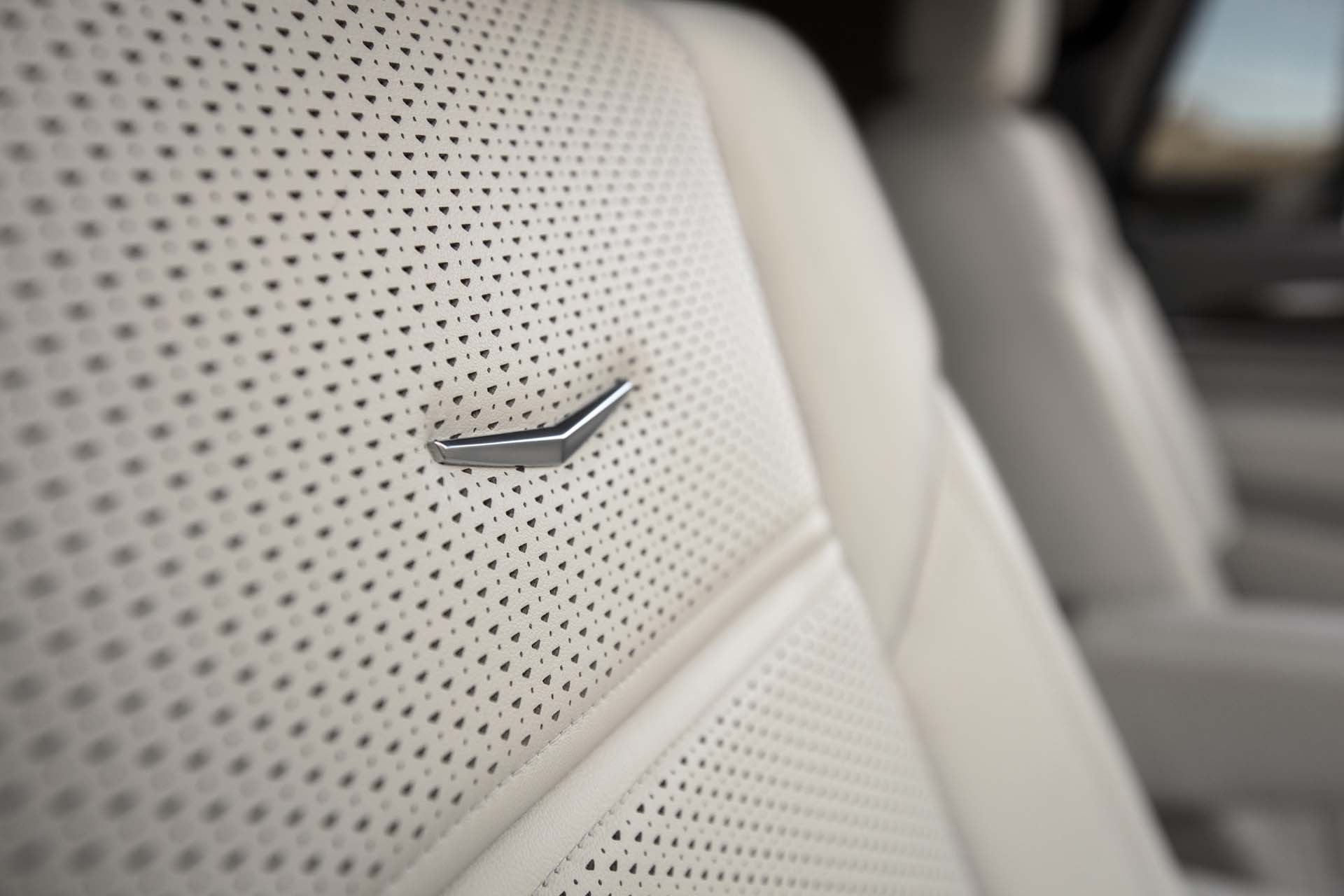 Download 2021 Cadillac Escalade - Interior, Seats HD Wallpaper 1920x1280 #32