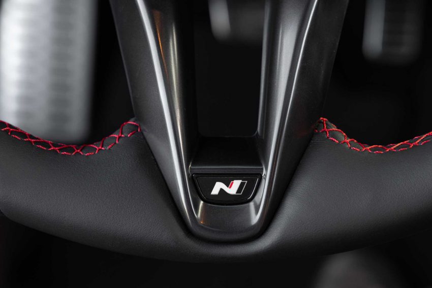 2021 Hyundai Elantra N Line - Interior, Steering Wheel Wallpaper 850x567 #50