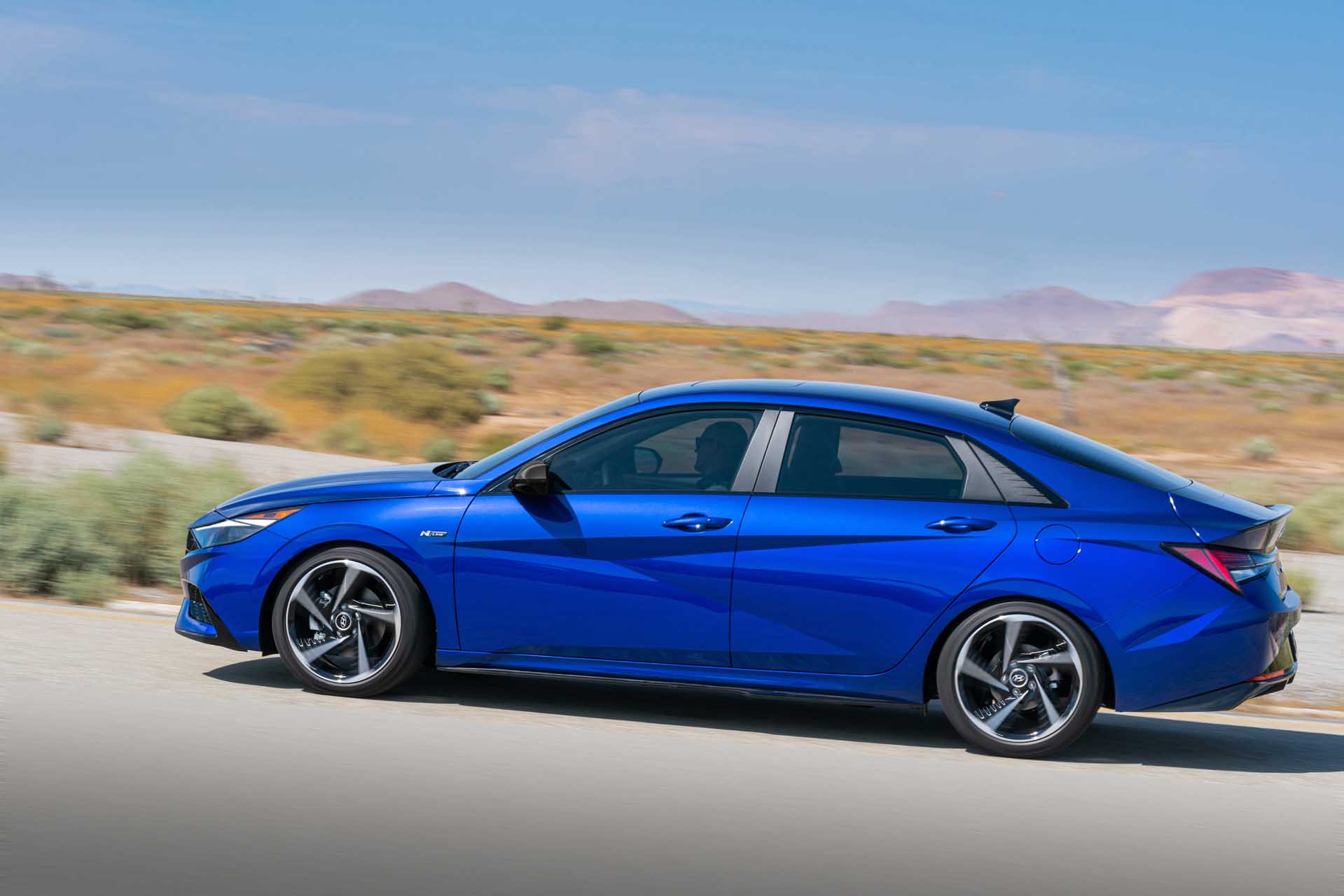 Download 2021 Hyundai Elantra N Line - Side HD Wallpaper 1919x1280 #17