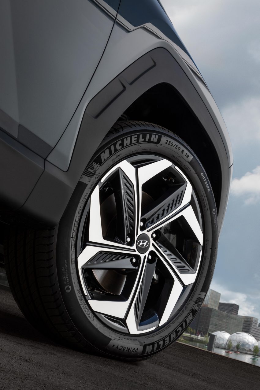 2021 Hyundai Tucson Hybrid - Wheel Phone Wallpaper 850x1275 #9